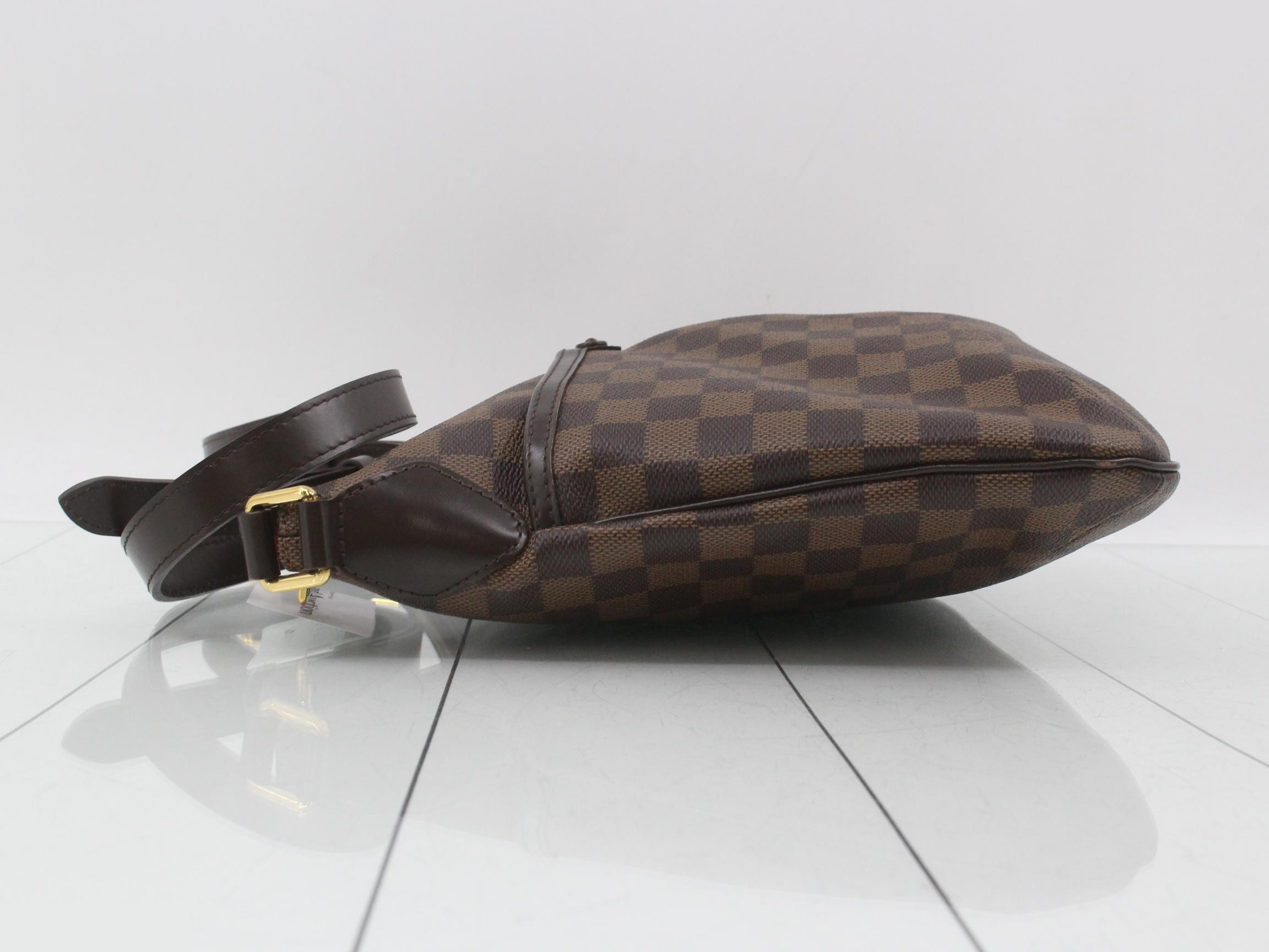 Damier Bloomsbury PM Shoulder Bag — view 4