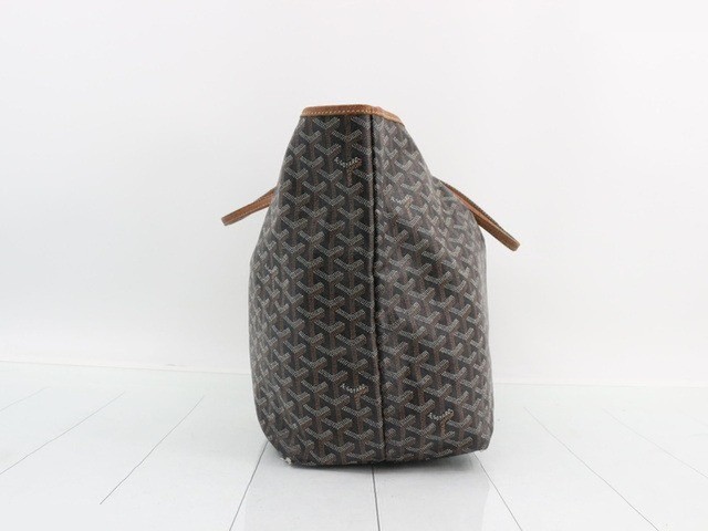 Saint Louis PM black pouch included — view 3