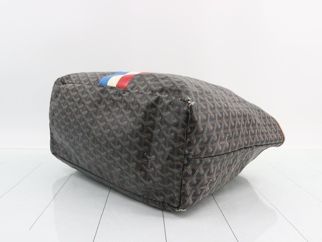 Saint Louis PM black pouch included — view 5