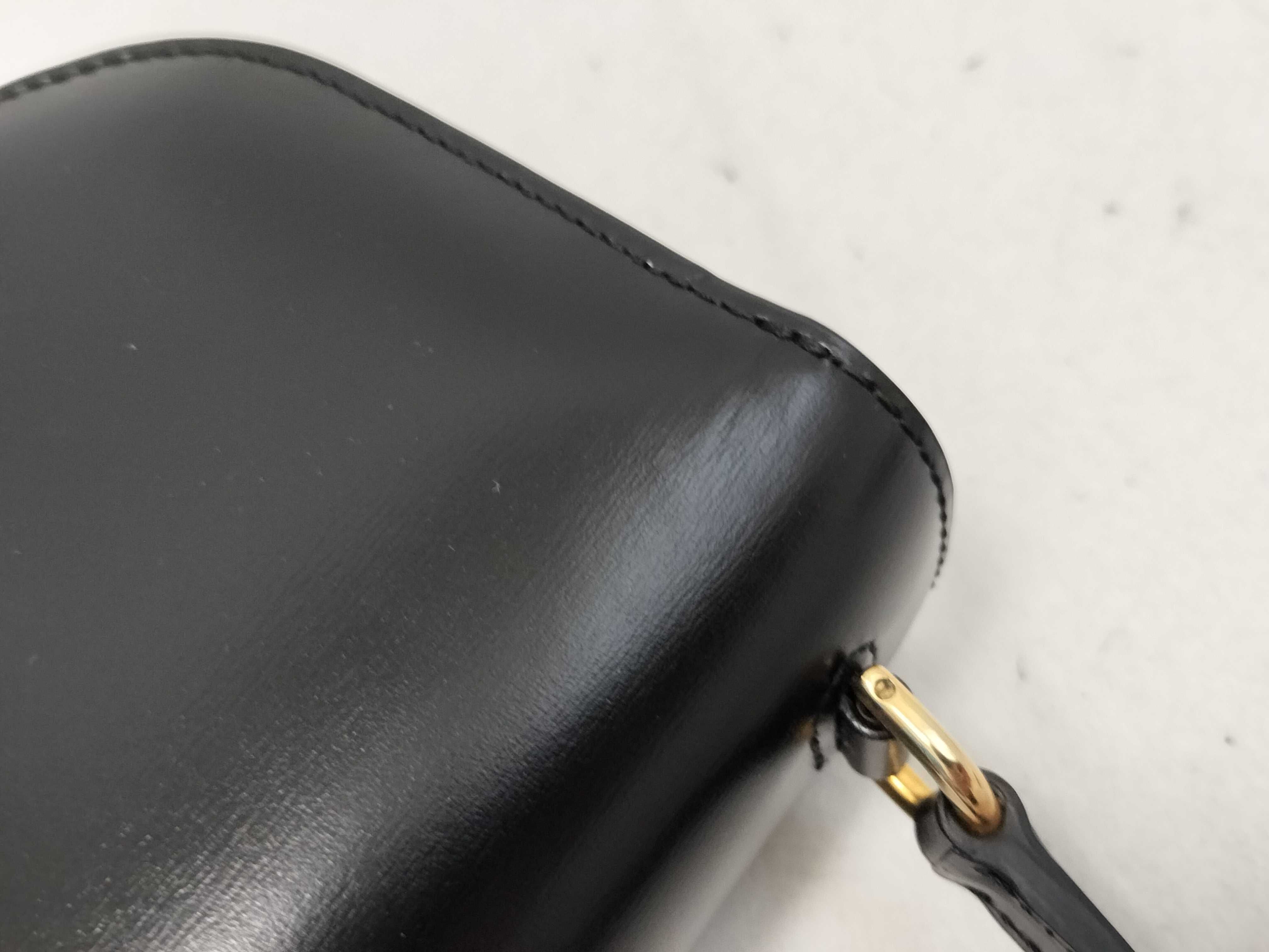 Triomphe Besace Claire Leather Shoulder Bag Handbag — view 14