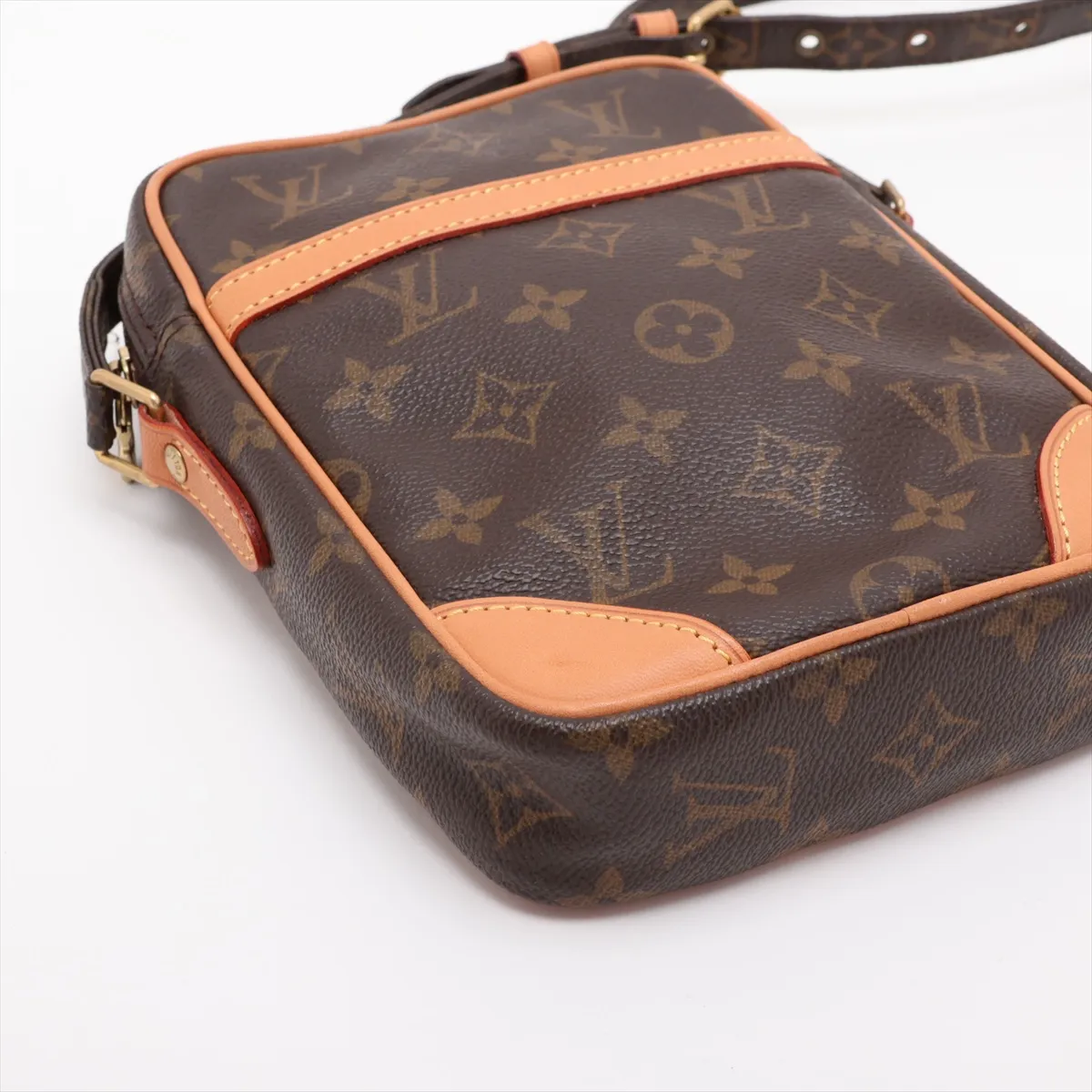 Monogram Danube M45266 SL0959 Brown, natural leather, various parts repaired by aftermarket parts. — view 4