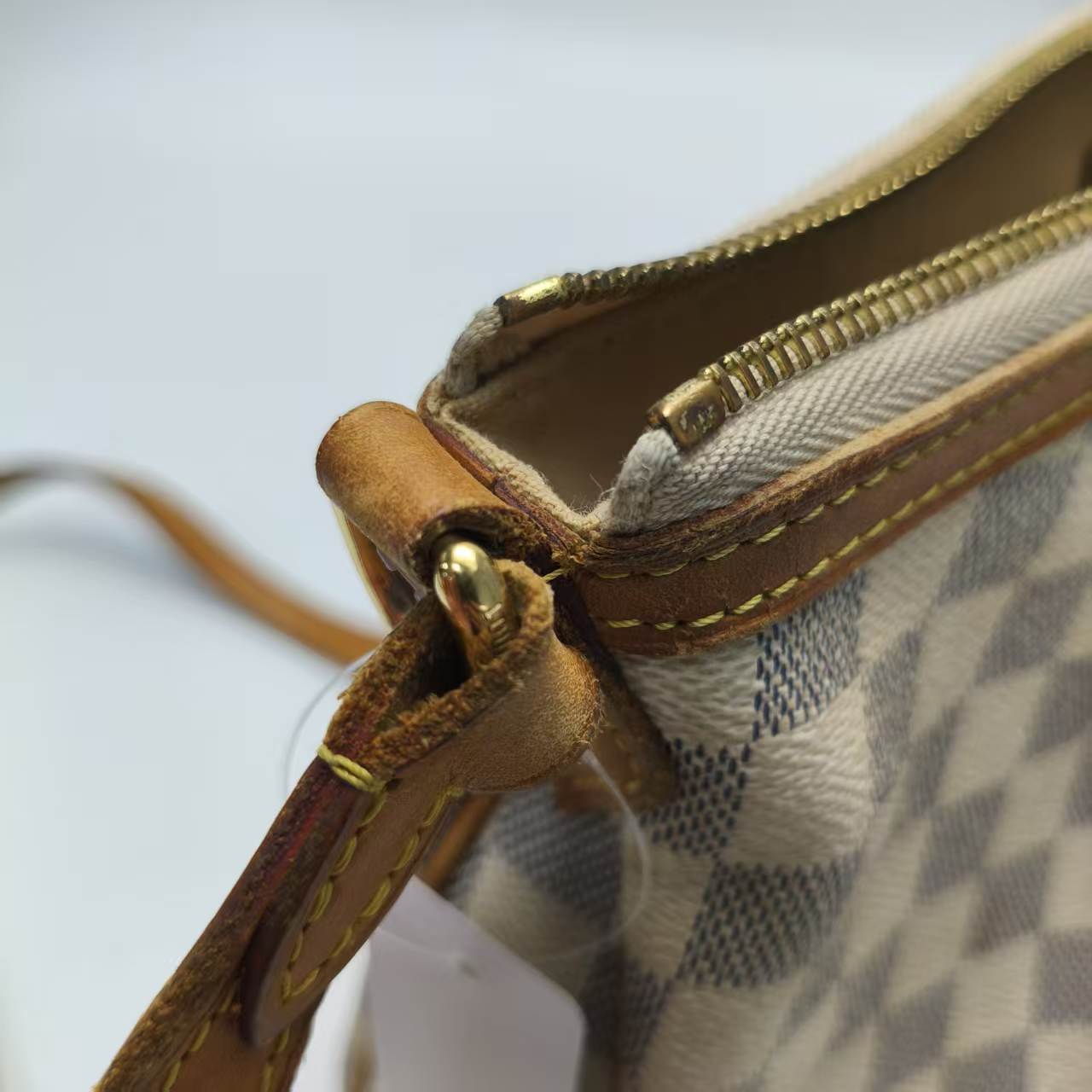 【*Shipped from: China*】LOUIS VUITTON PU Shoulder Bag — view 10