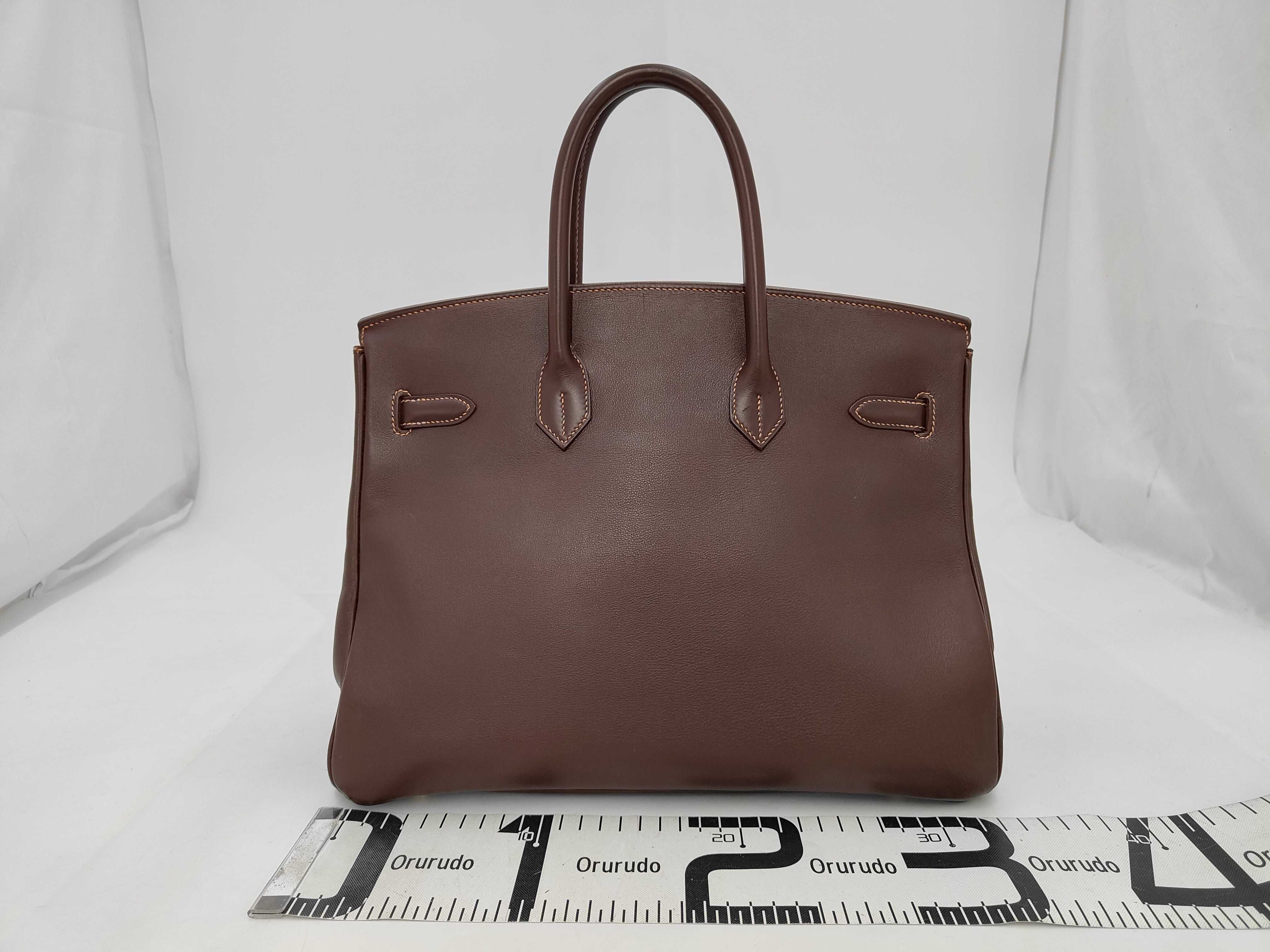 Birkin 35 handbag, brown with gold hardware, featuring the "Z" stamp. — view 2