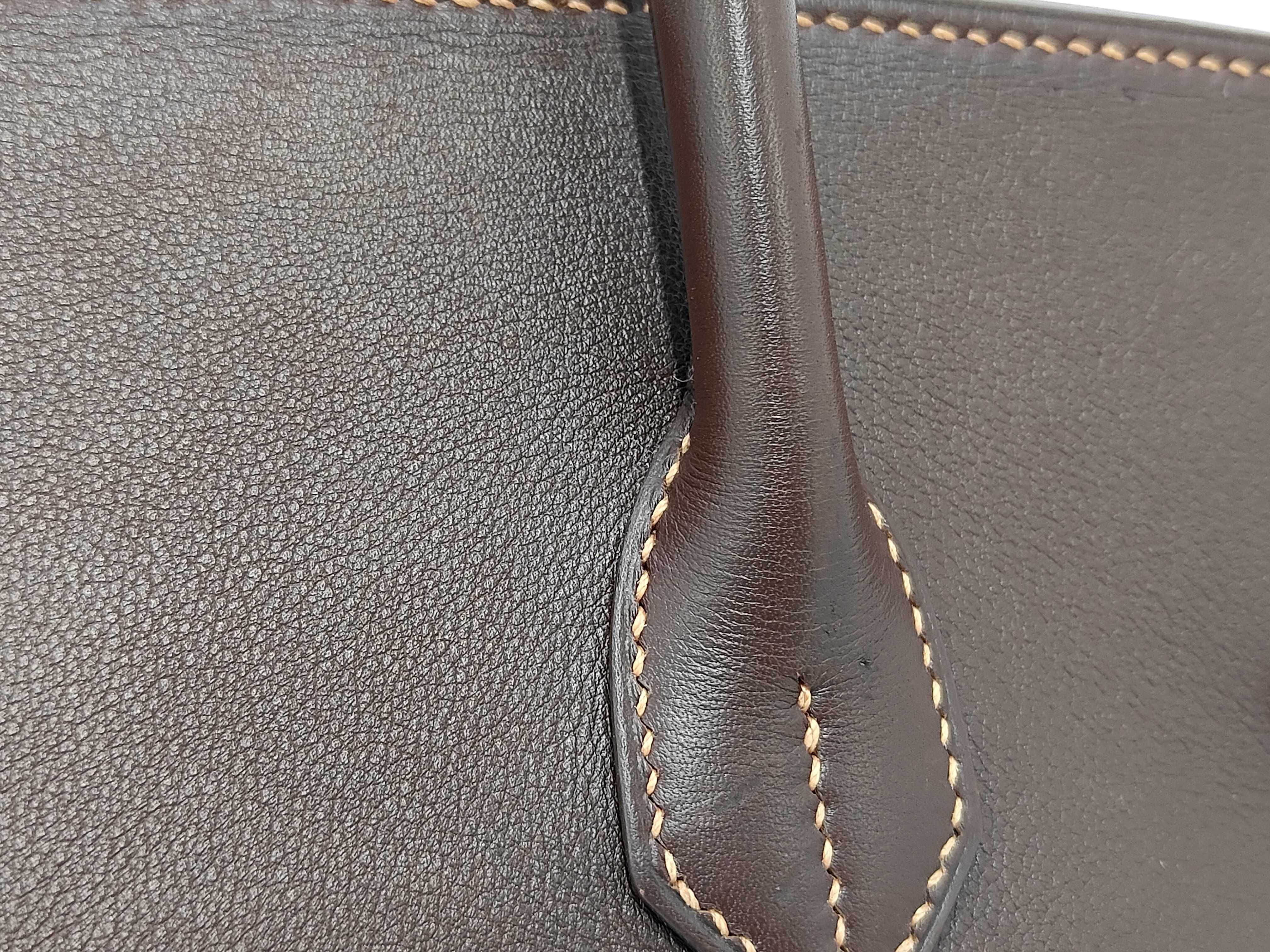 Birkin 35 handbag, brown with gold hardware, featuring the "Z" stamp. — view 3