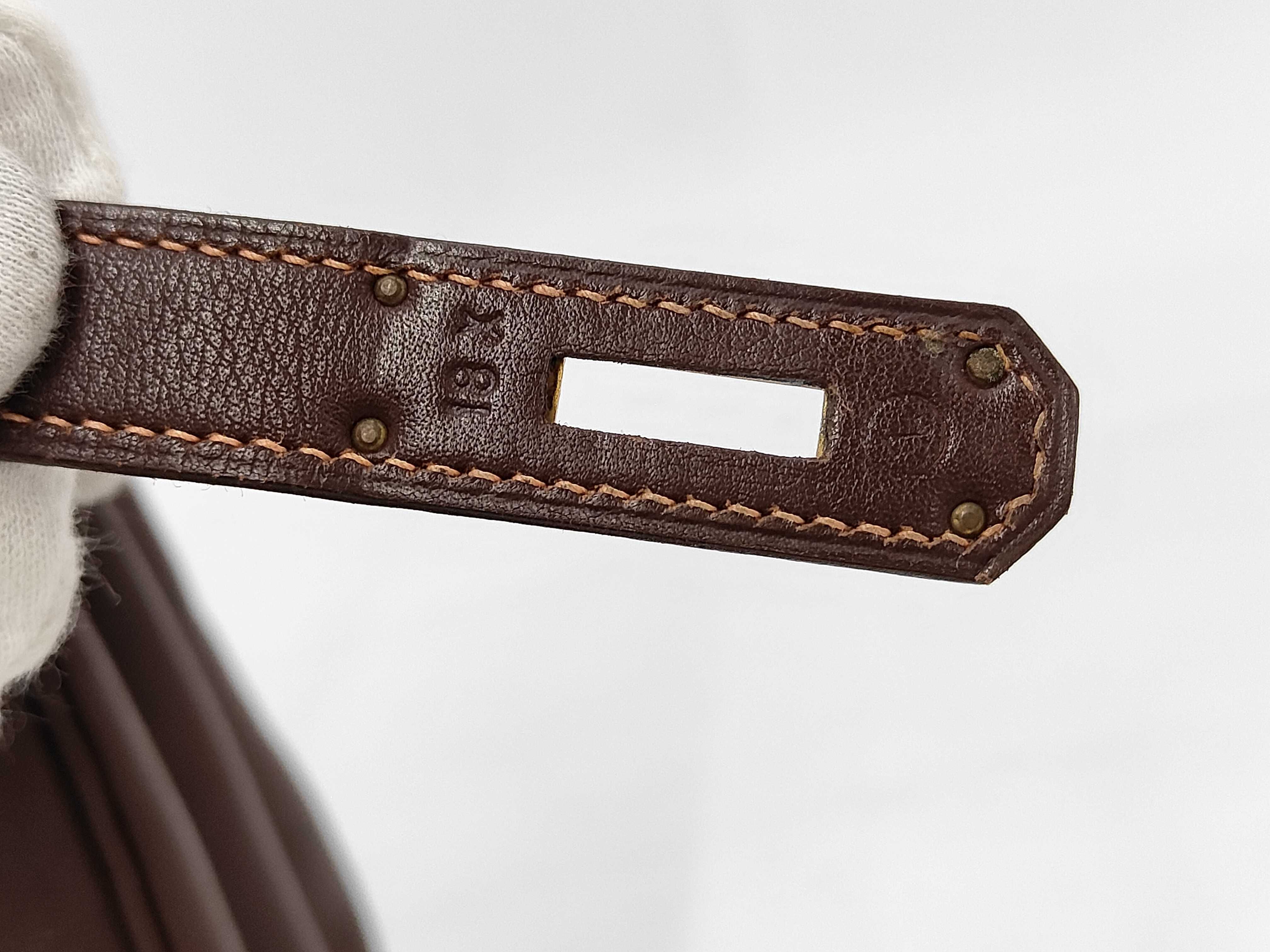 Birkin 35 handbag, brown with gold hardware, featuring the "Z" stamp. — view 8