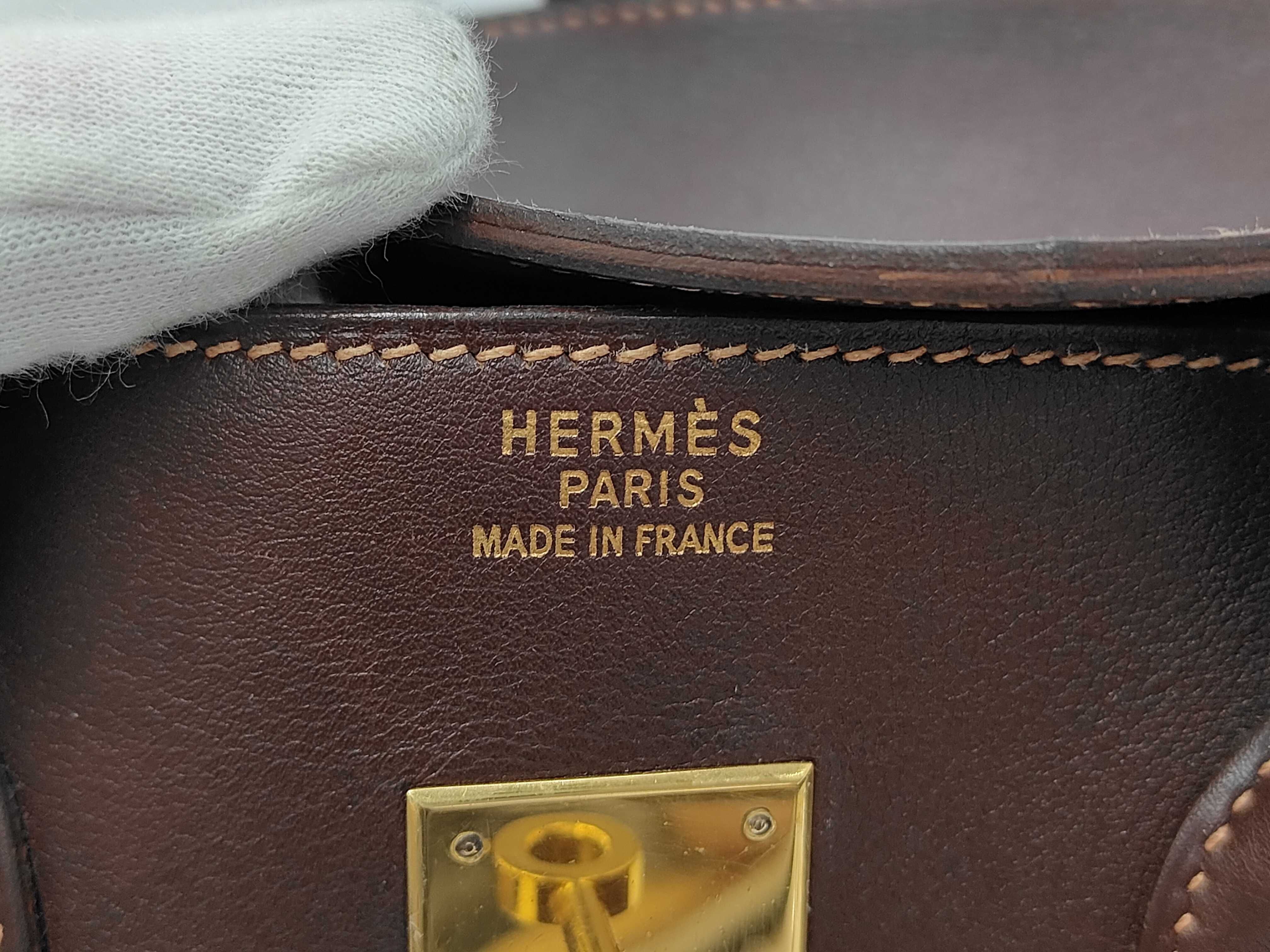 Birkin 35 handbag, brown with gold hardware, featuring the "Z" stamp. — view 9