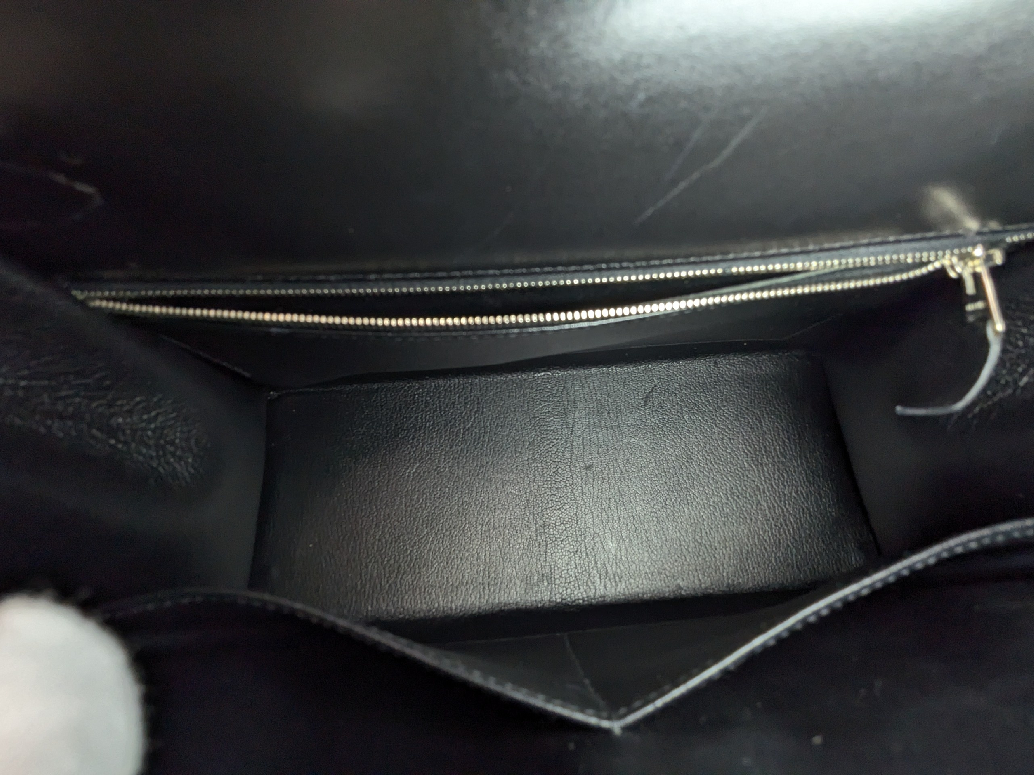 Kelly 28 Box Calf Black Silver Hardware L Stamp Shoulder Bag — view 8