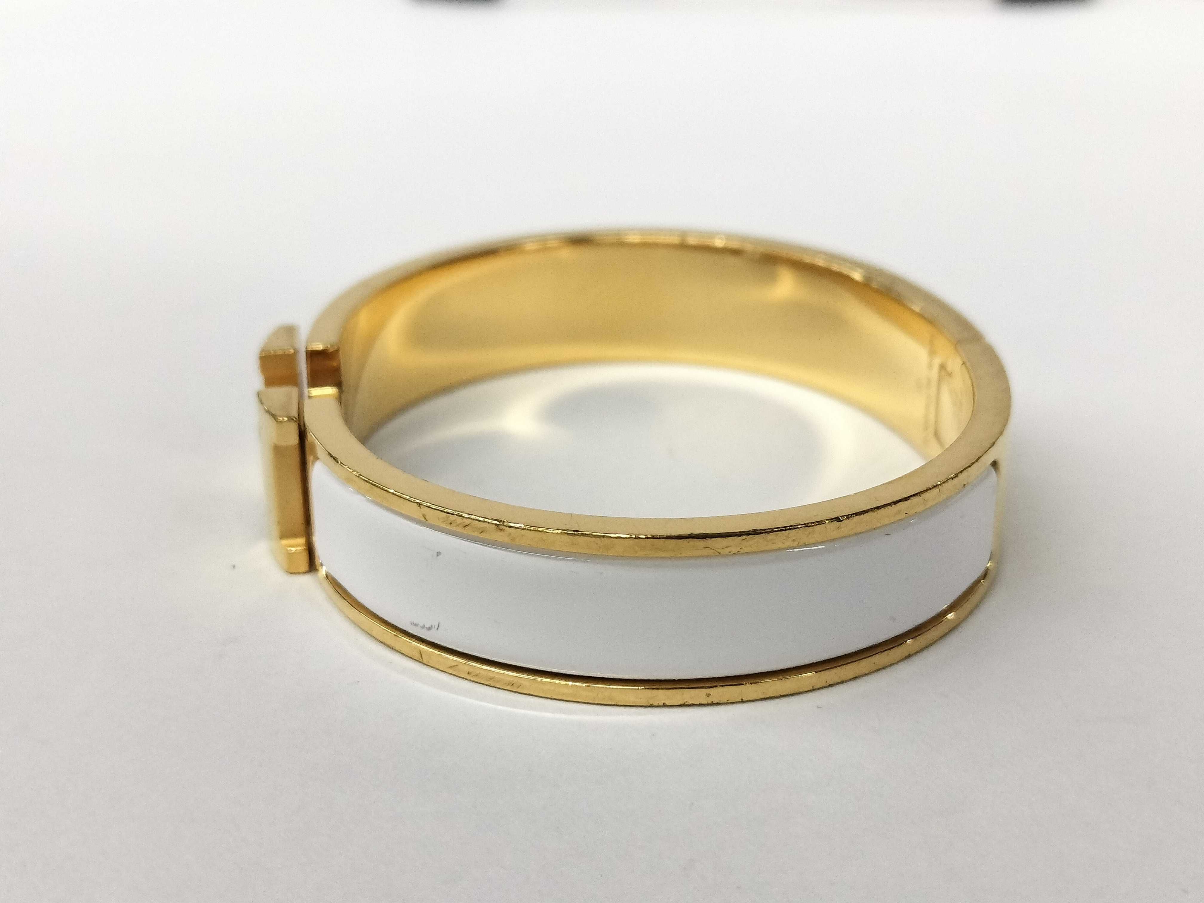 Hermès Clic Clac Gold Bracelet Bracelet/Bangle — view 3