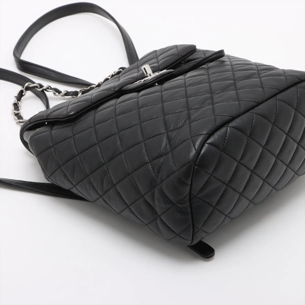 Matelasse lambskin chain backpack black silver hardware 22273230 22nd series — view 4