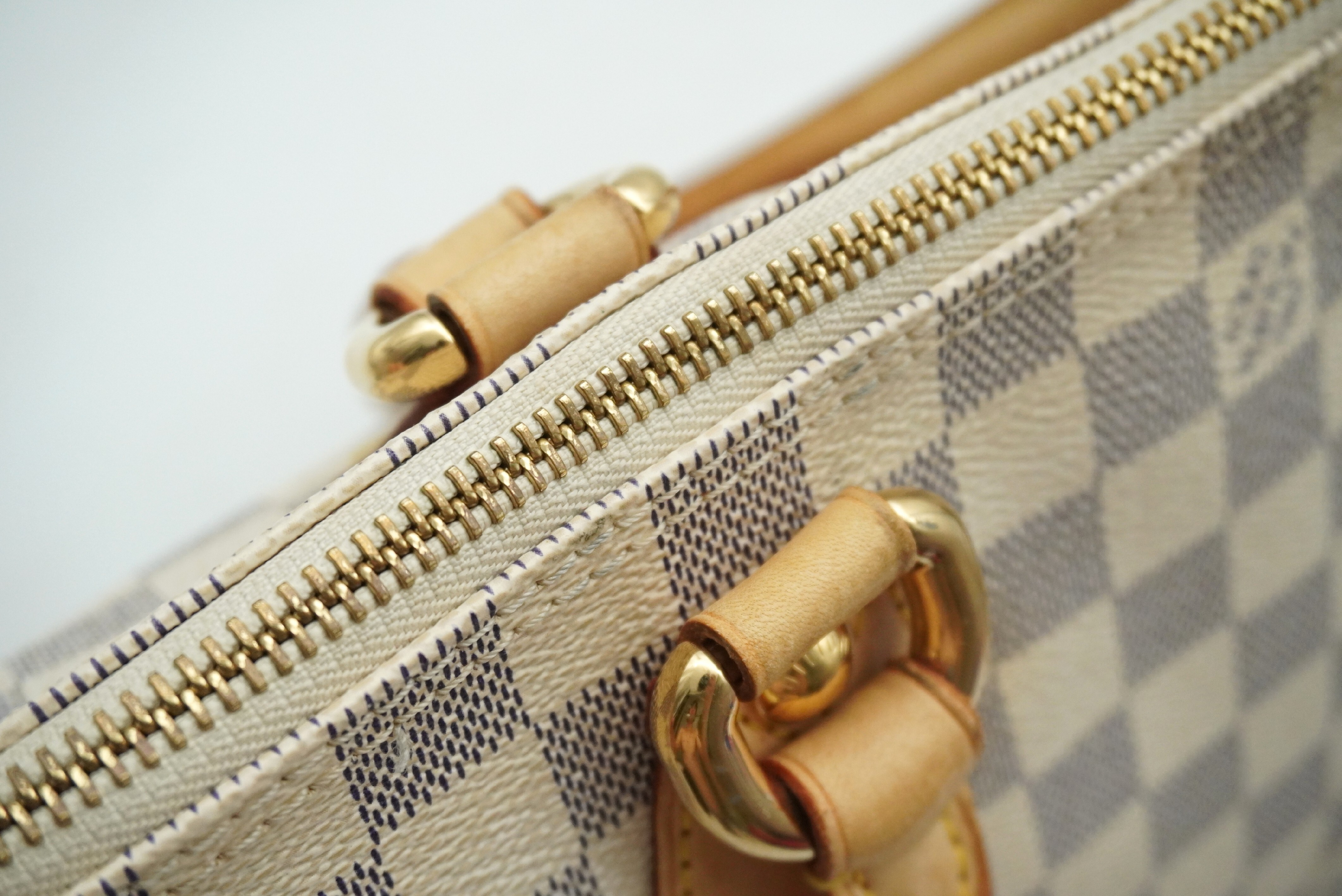 Damier Azur Saleya PM N51186 Handbag — view 8
