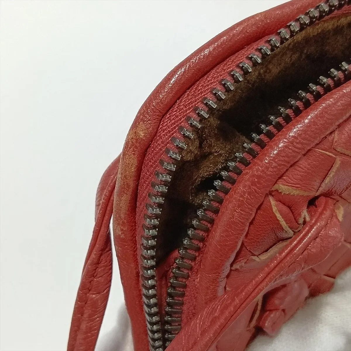 Intrecciato Leather Shoulder Bag, Red — view 10