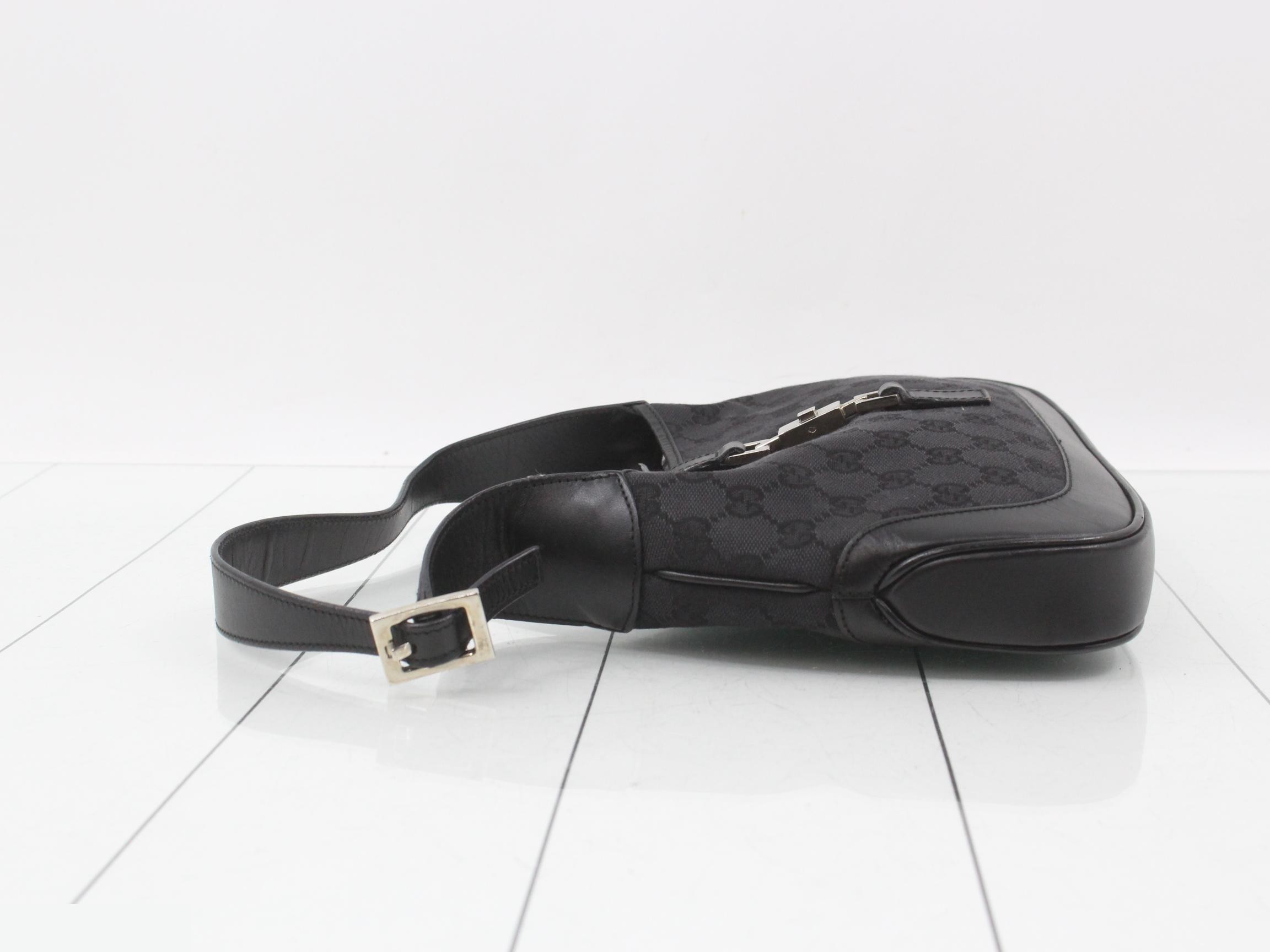 GG Canvas Jackie Shoulder Bag — view 4