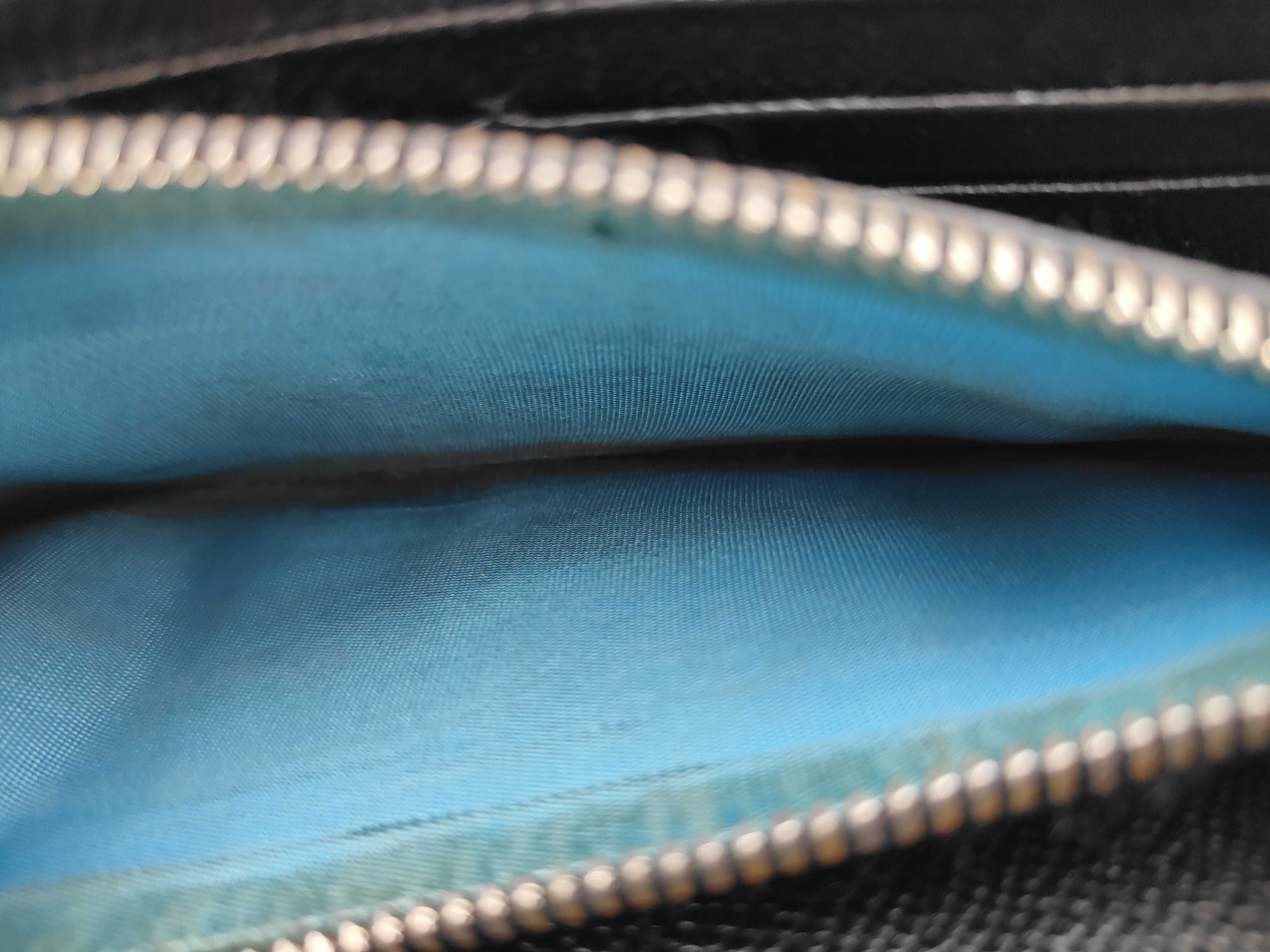 B.zero1 Leather Wallet — view 11