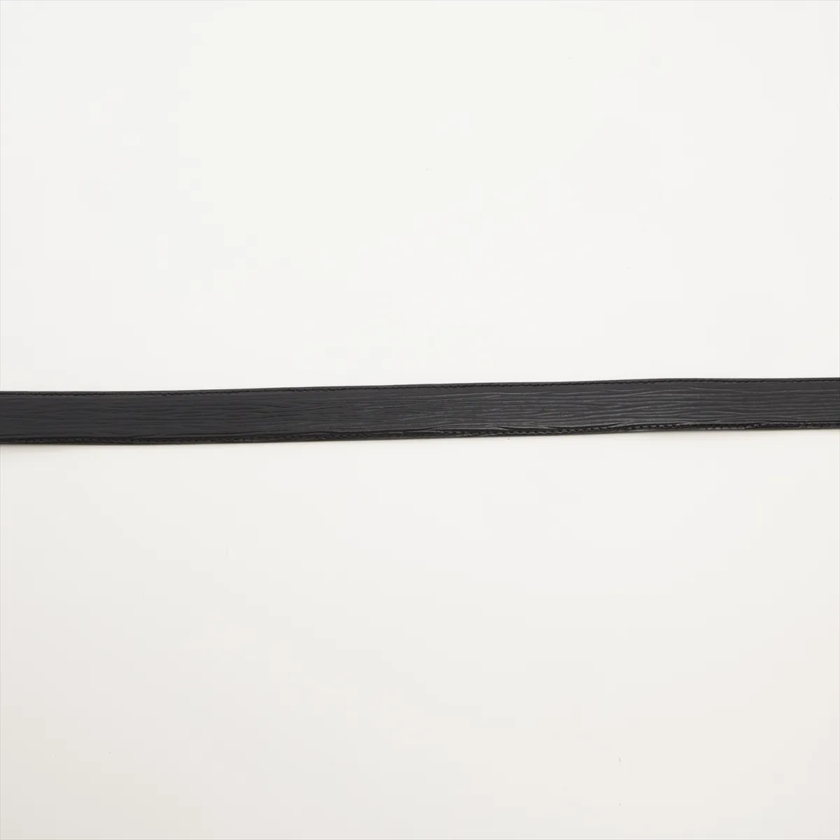 M6833 Ceinture Classic CT0925 Belt, size 85, Metal x Leather, Black x Silver. Shows signs of wear including — view 4