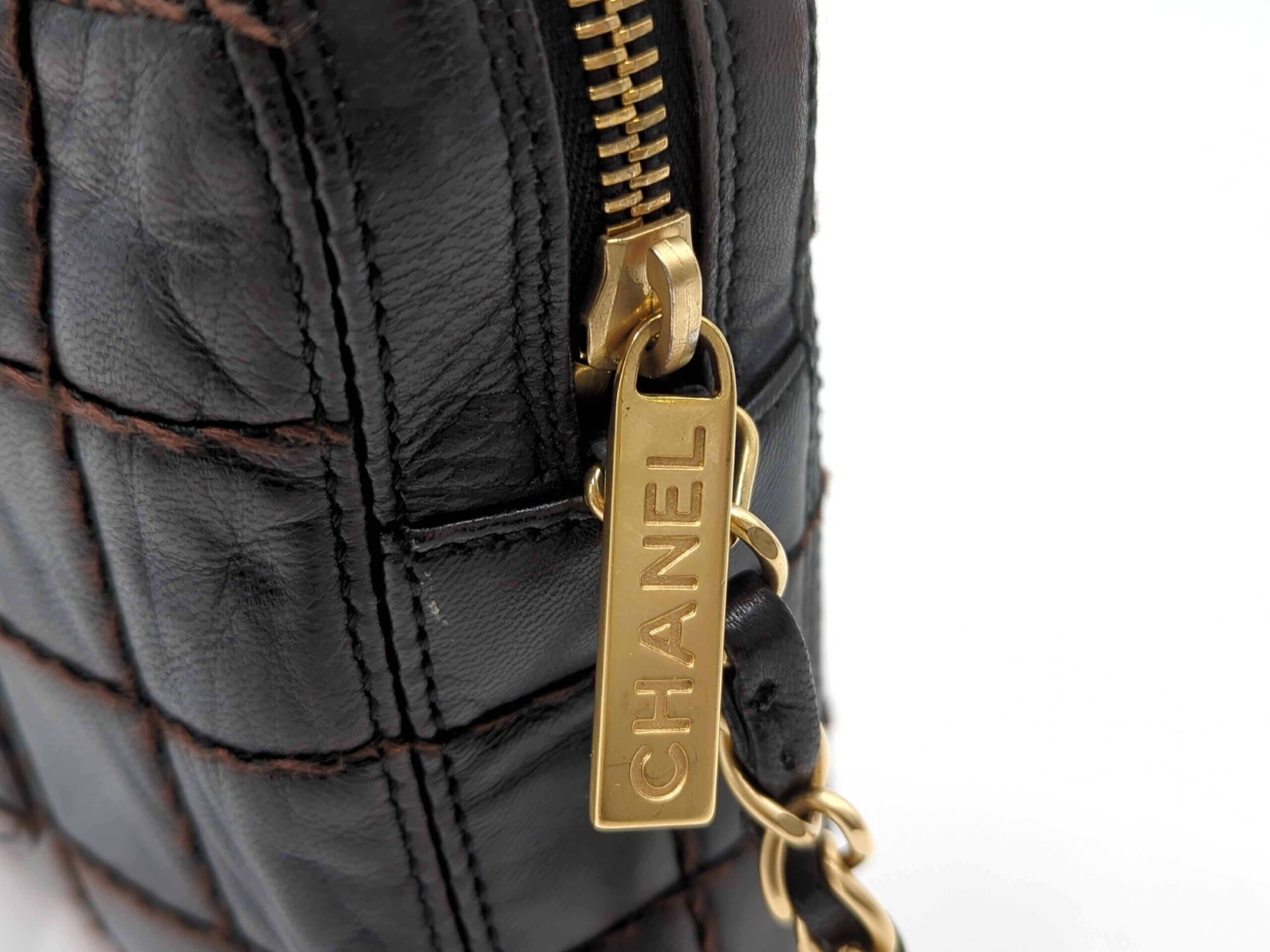 Wild Stitch Chain Shoulder Bag (Black) — view 8