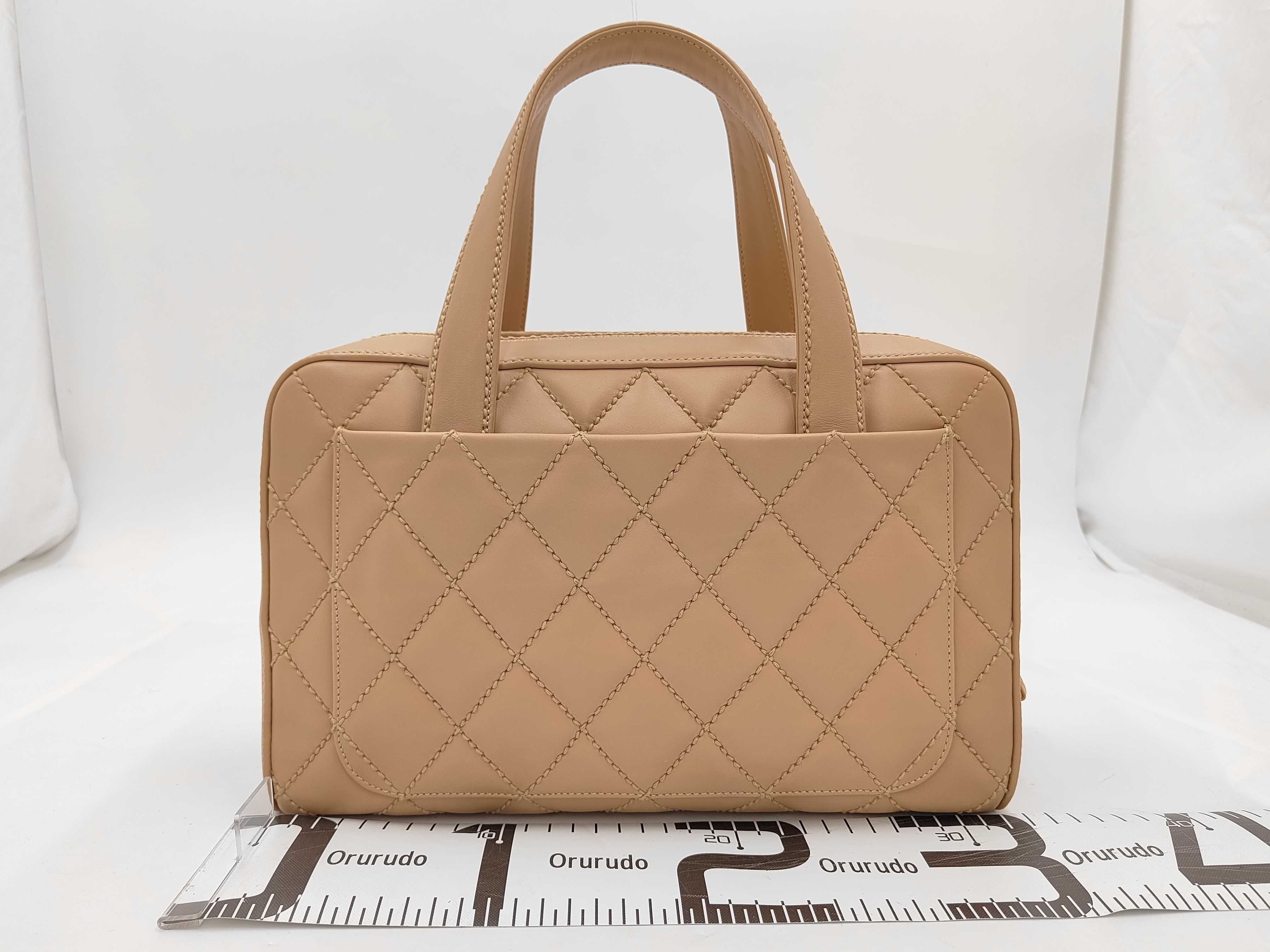 Wild Stitch Handbag, Seal, Series 8, A18121, Calfskin, 8743380 Handbag — view 2