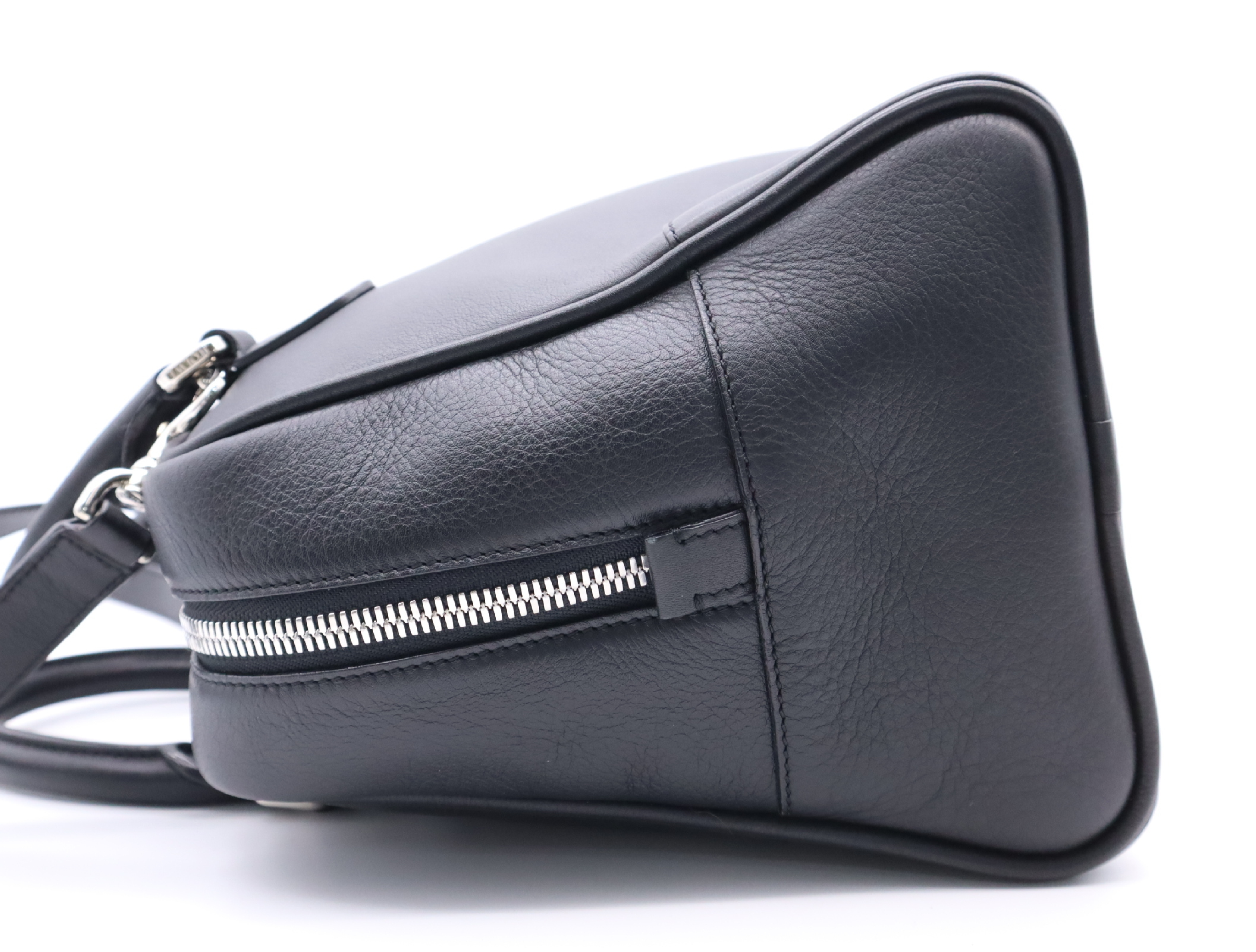 Leather Amazona 75 Handbag, Black, Silver Hardware, with Shoulder Strap — view 3