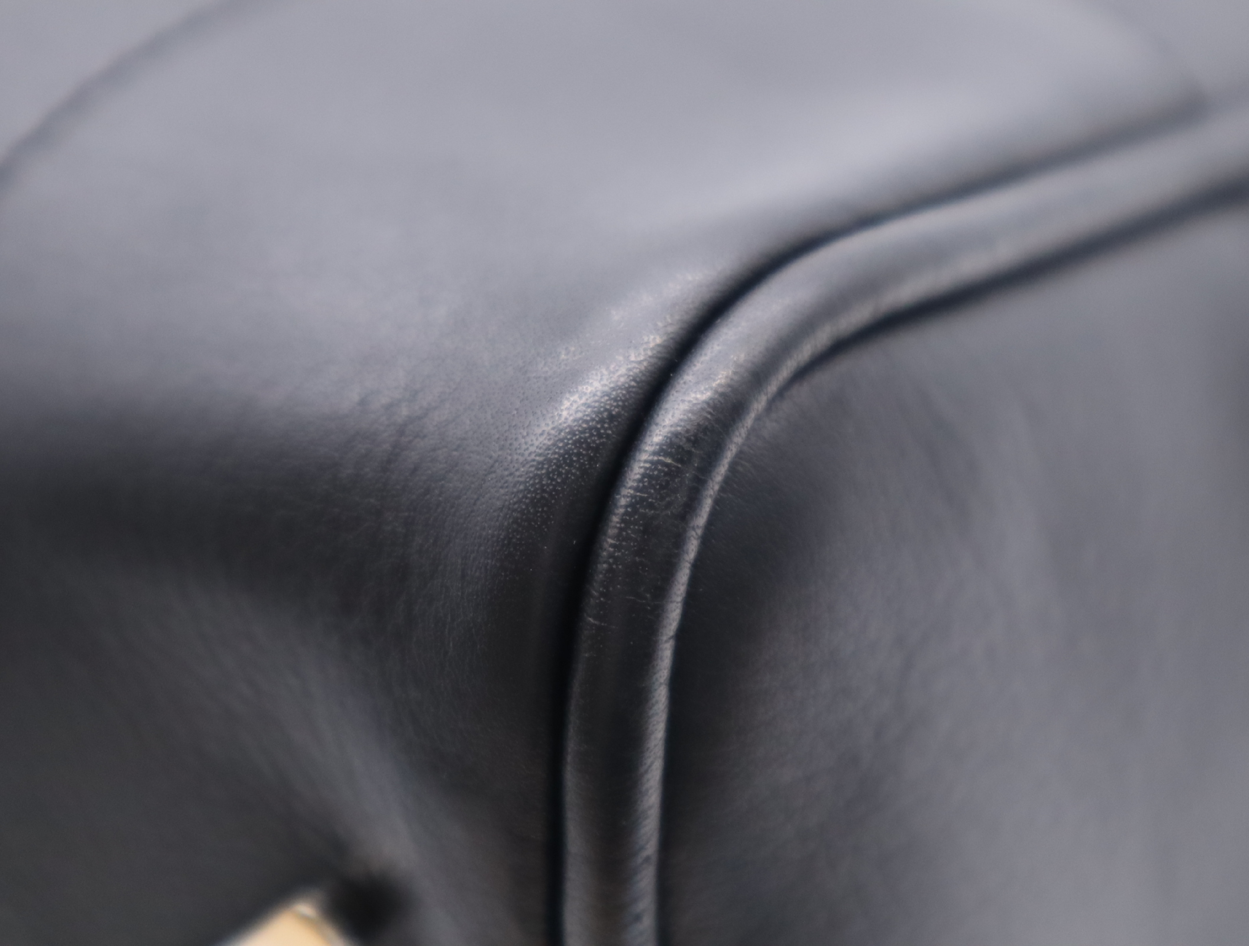 Leather Amazona 75 Handbag, Black, Silver Hardware, with Shoulder Strap — view 7