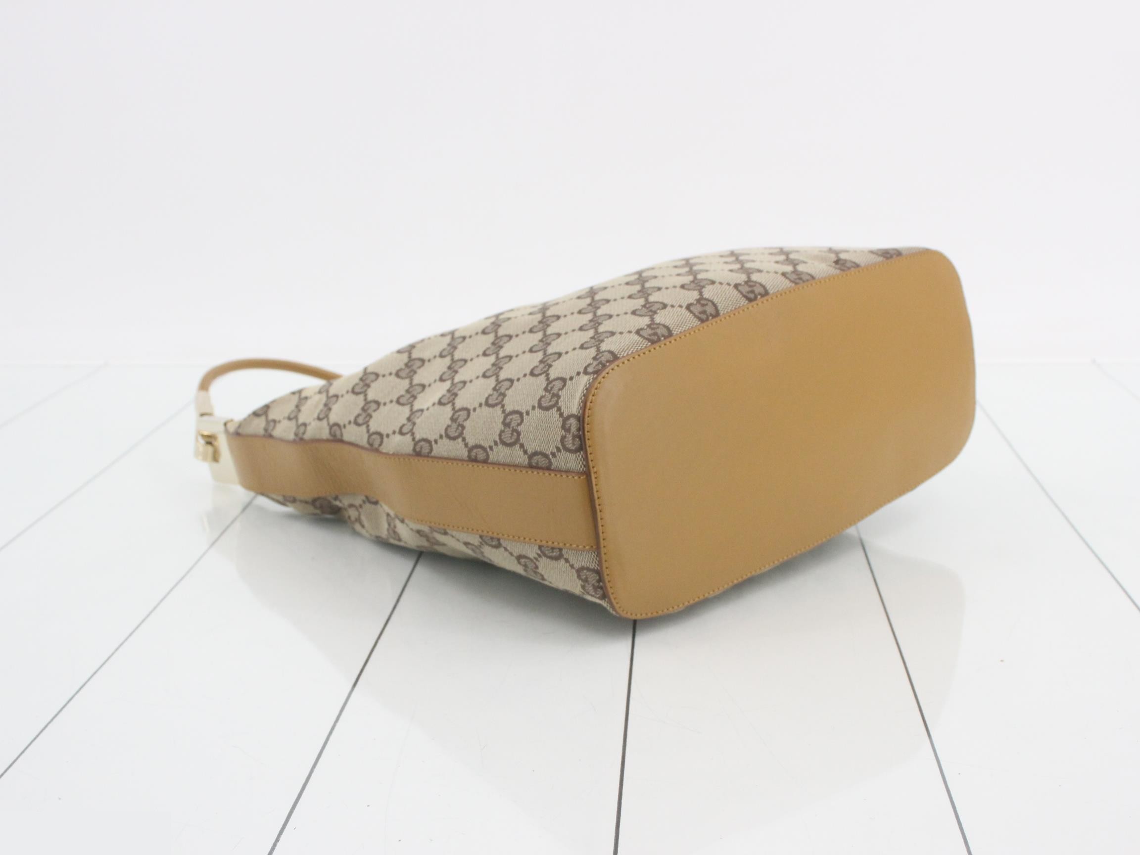 GG Canvas (Bag) - Shoulder Bag — view 5