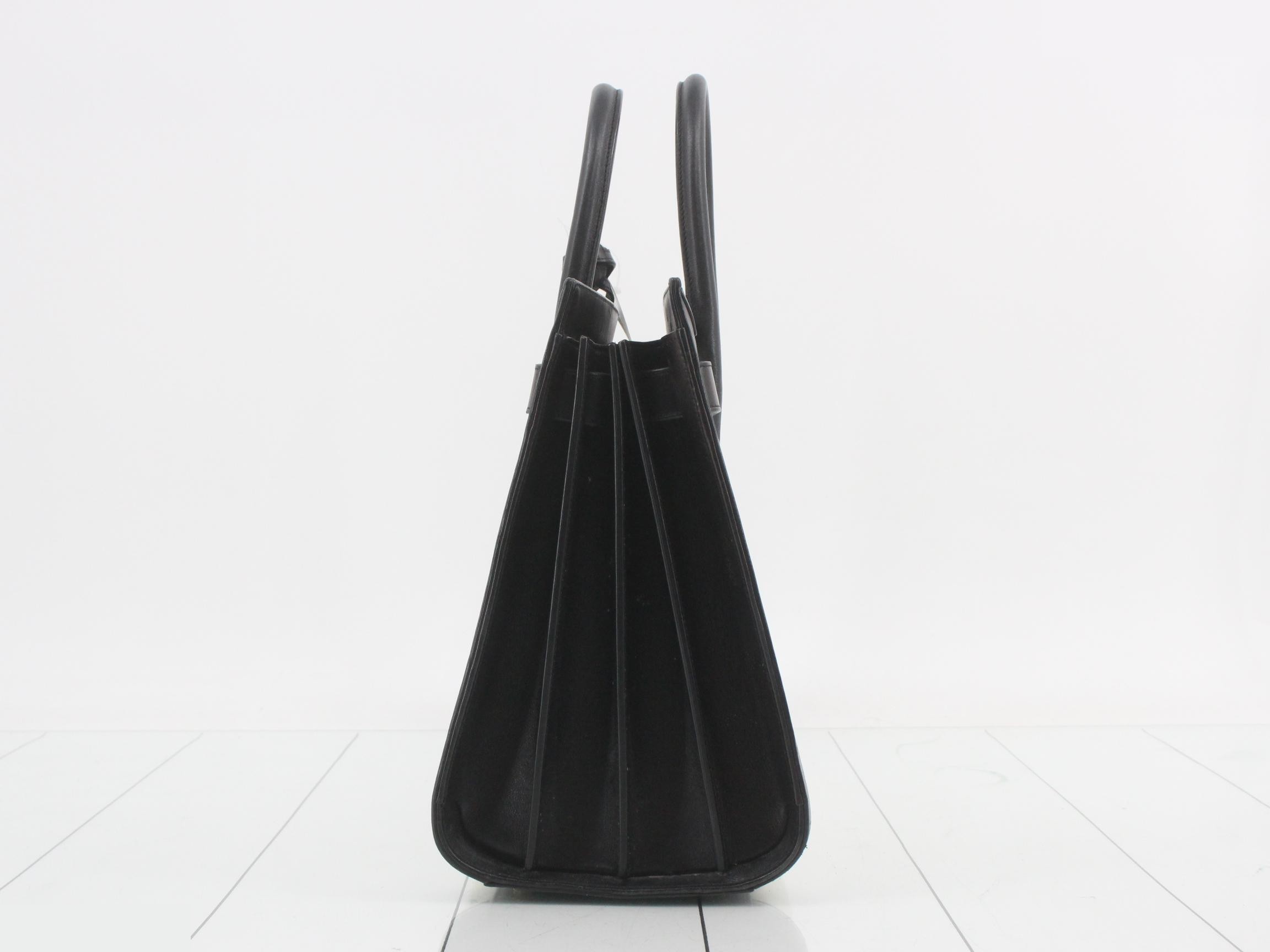bag, black and white — view 3