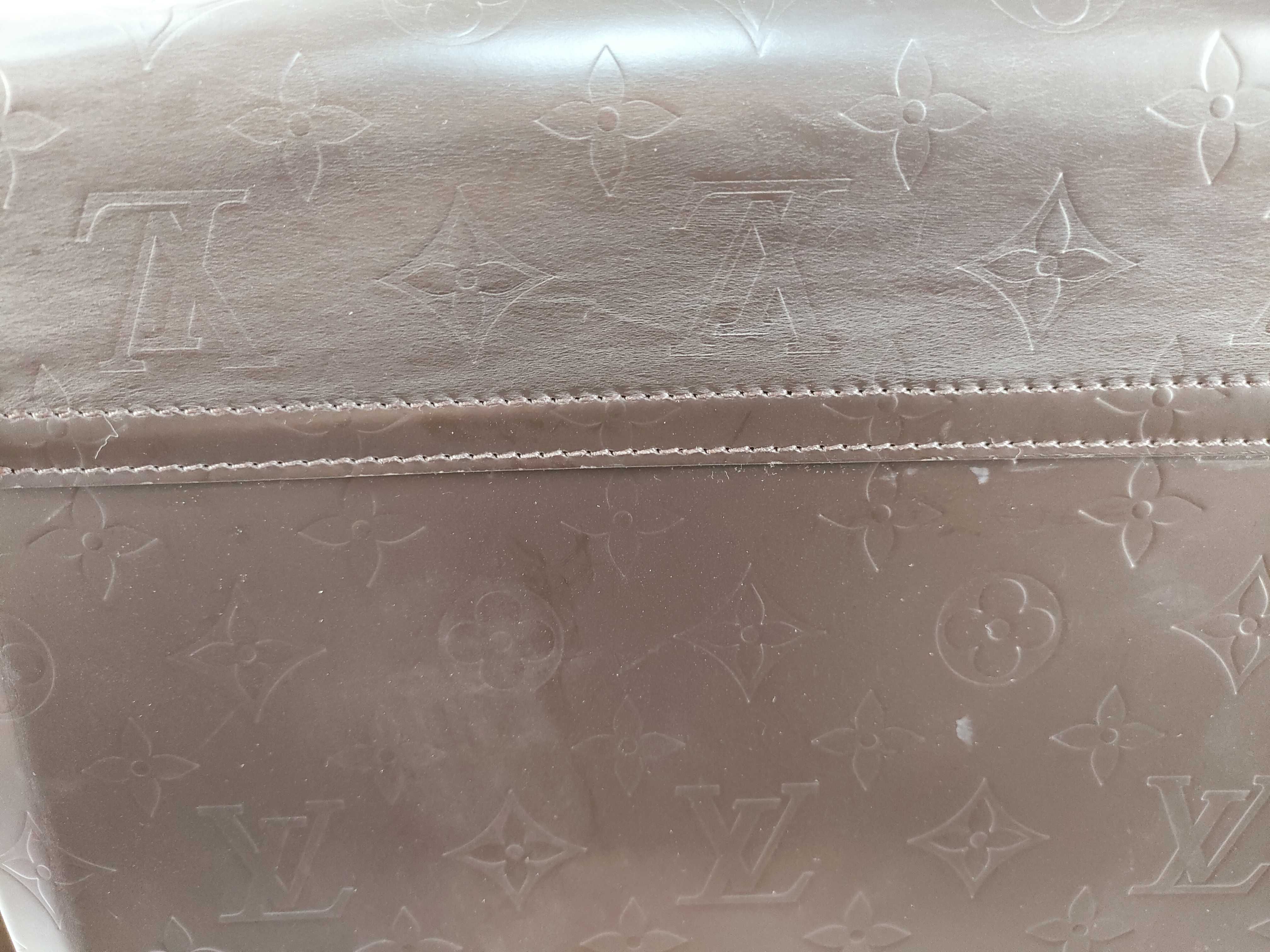 Monogram Empreinte Louis Vuitton Monogram Glacé Fonzie M46570 Leather Shoulder Bag — view 15