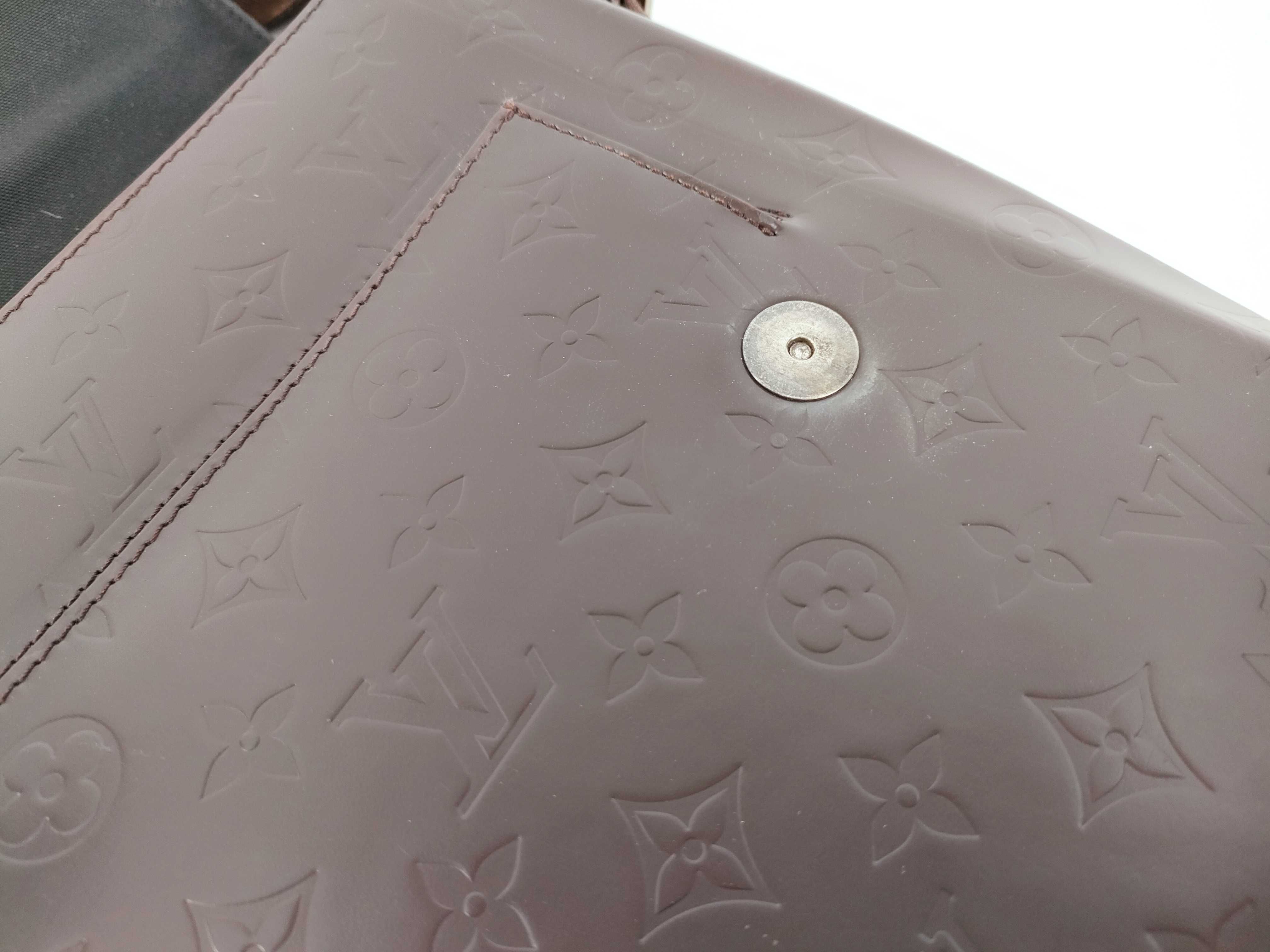 Monogram Empreinte Louis Vuitton Monogram Glacé Fonzie M46570 Leather Shoulder Bag — view 9