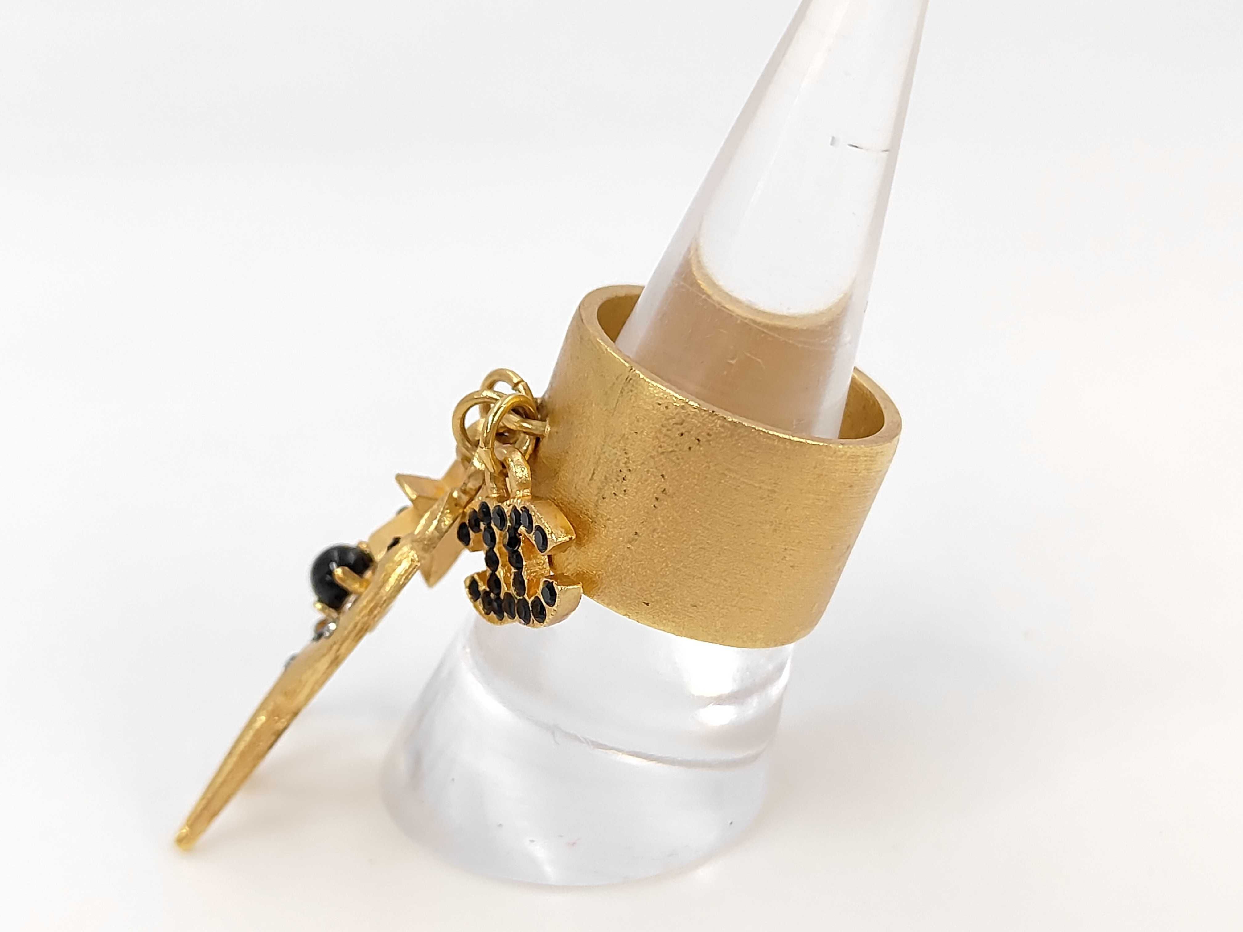 Coco Mark Bambi Star Rhinestone Ring 01A Gold Ring — view 2