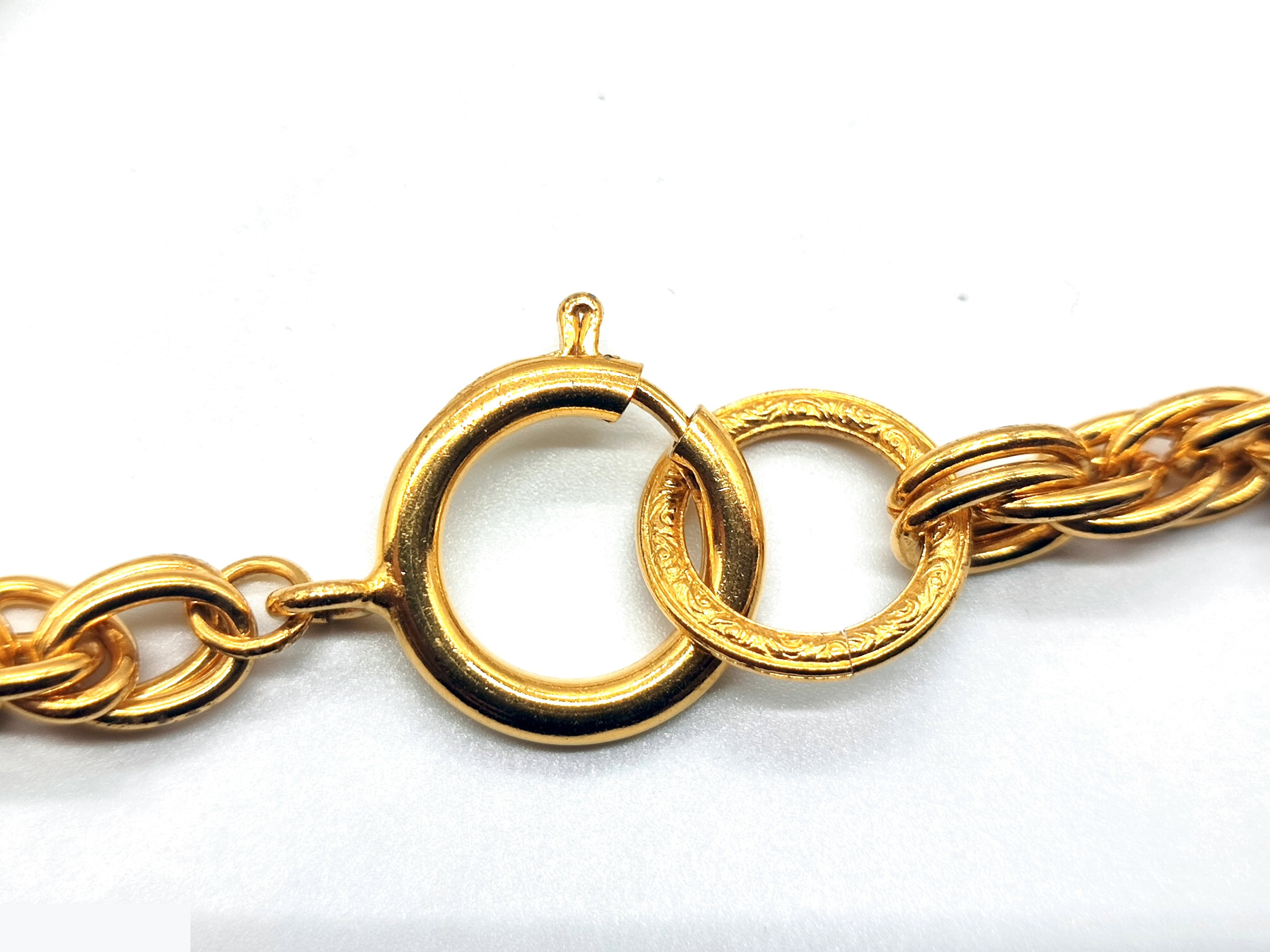 Hexagon 15-strand necklace, chain approximately 84cm long. — view 10