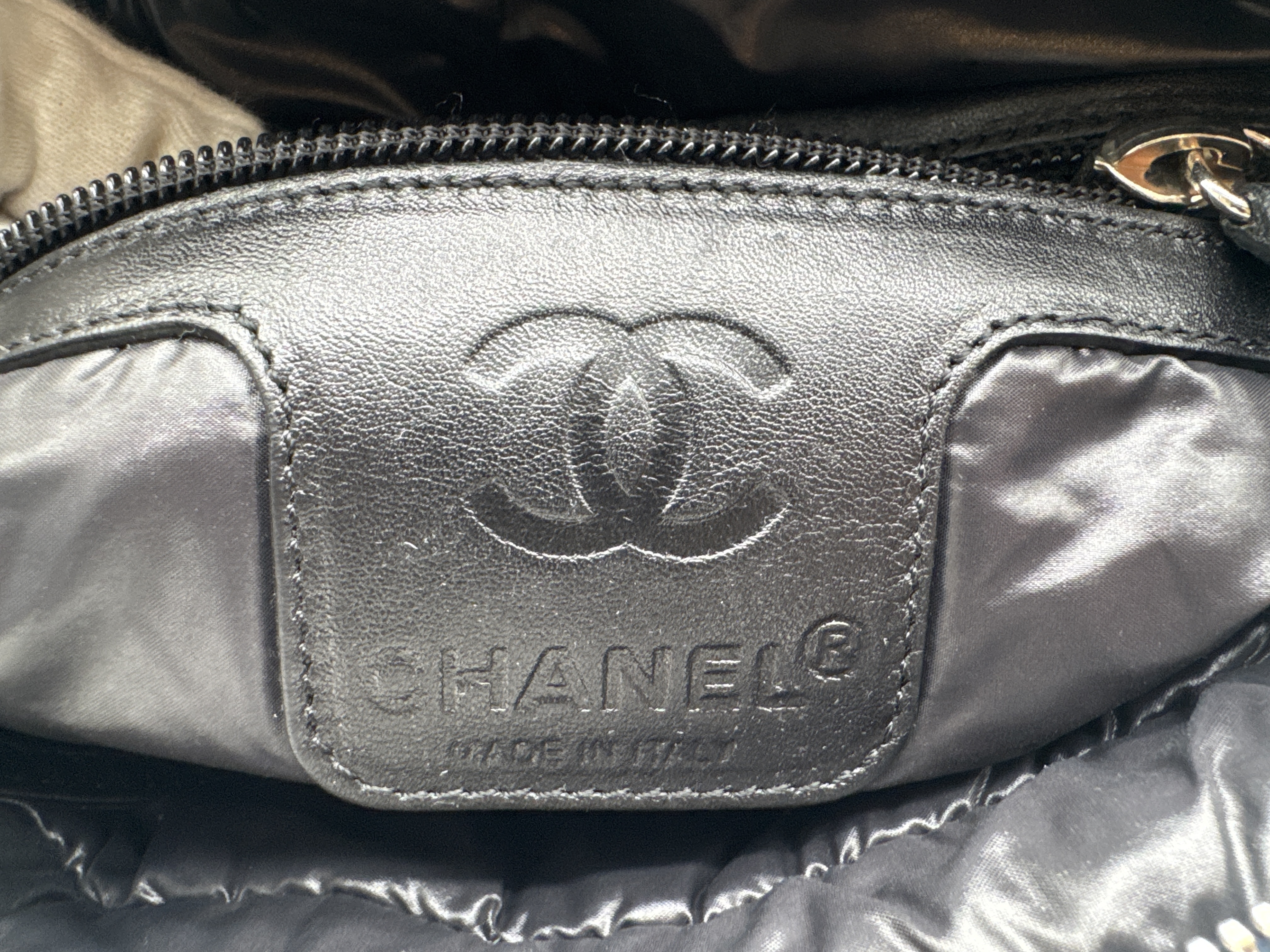Coco Cocoon Matelassé Shoulder Bag — view 9