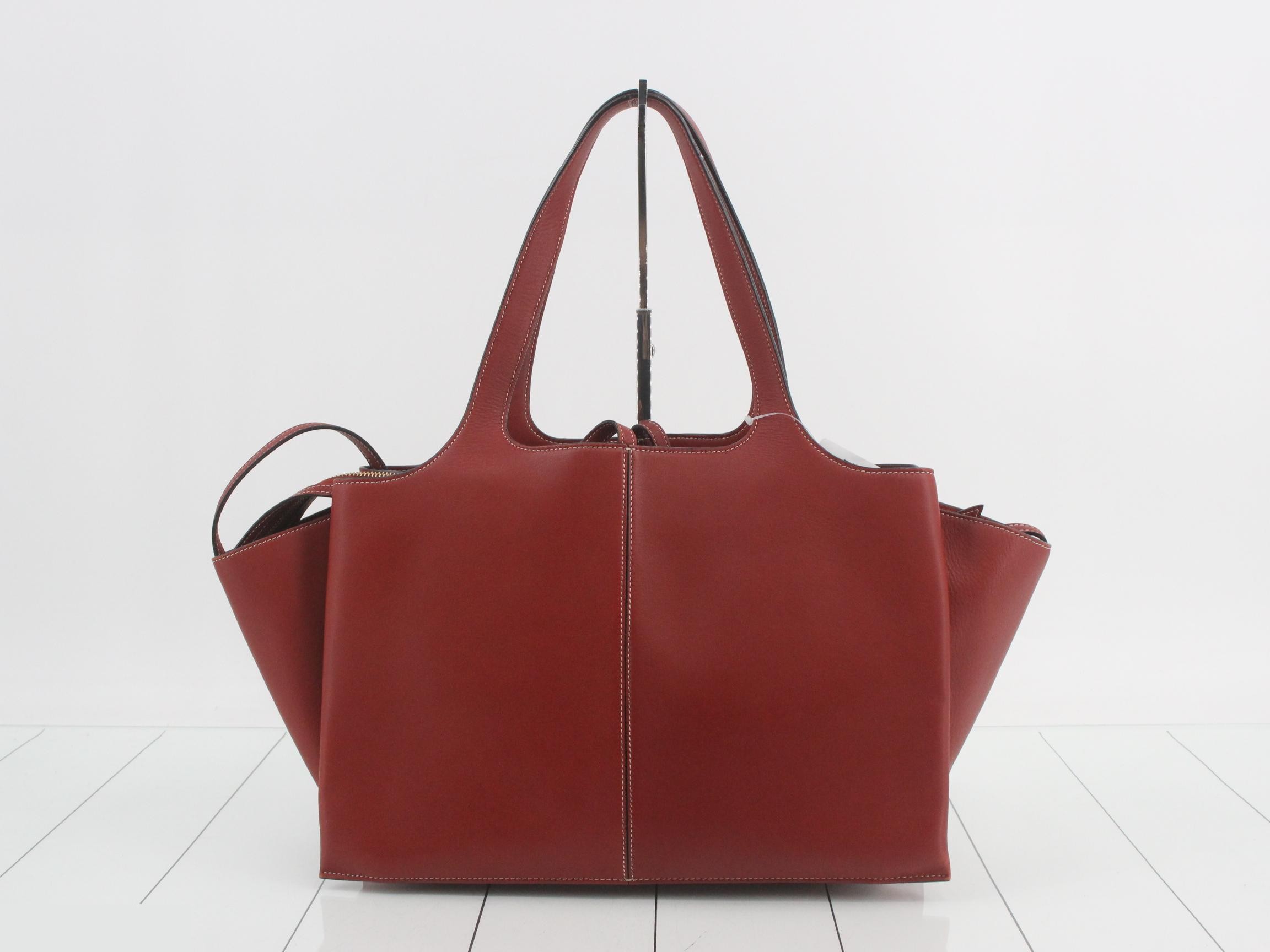 Trifold Bag/Shoulder Bag - Red — view 2