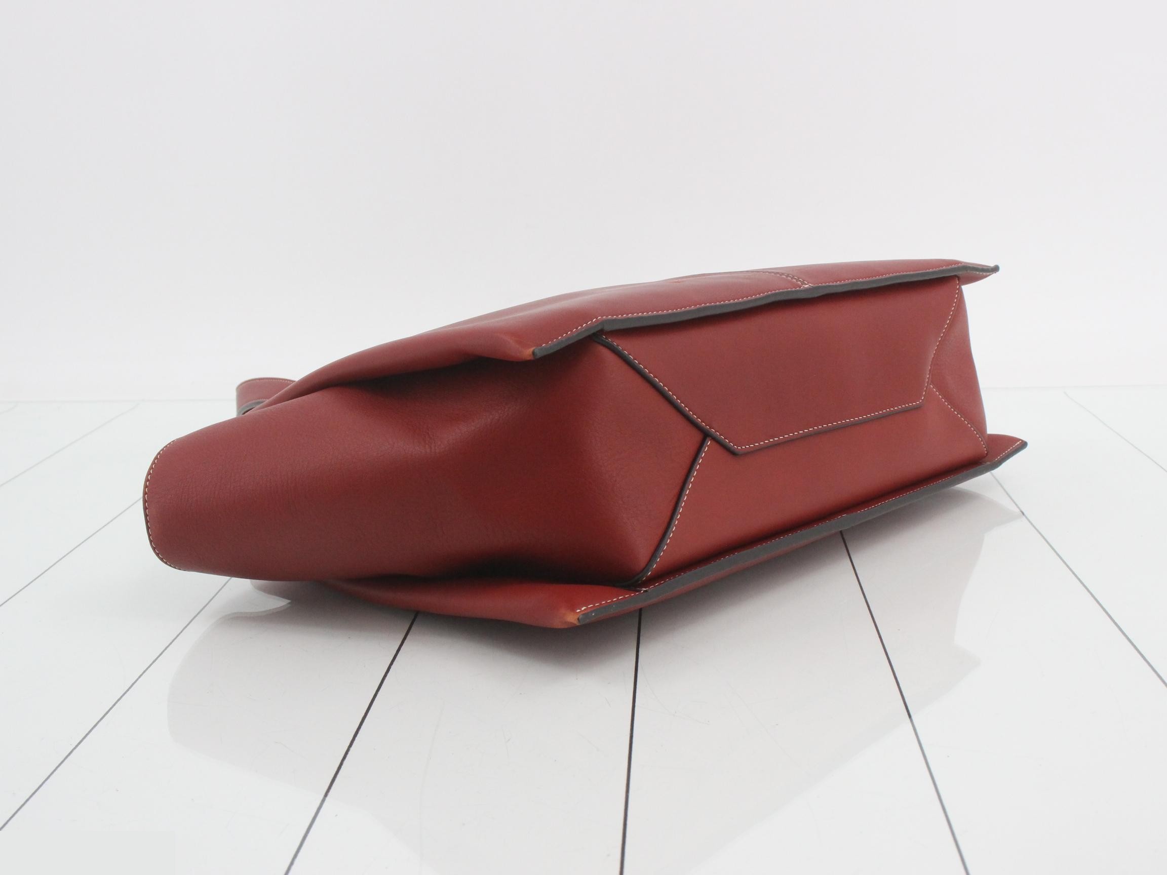 Trifold Bag/Shoulder Bag - Red — view 5