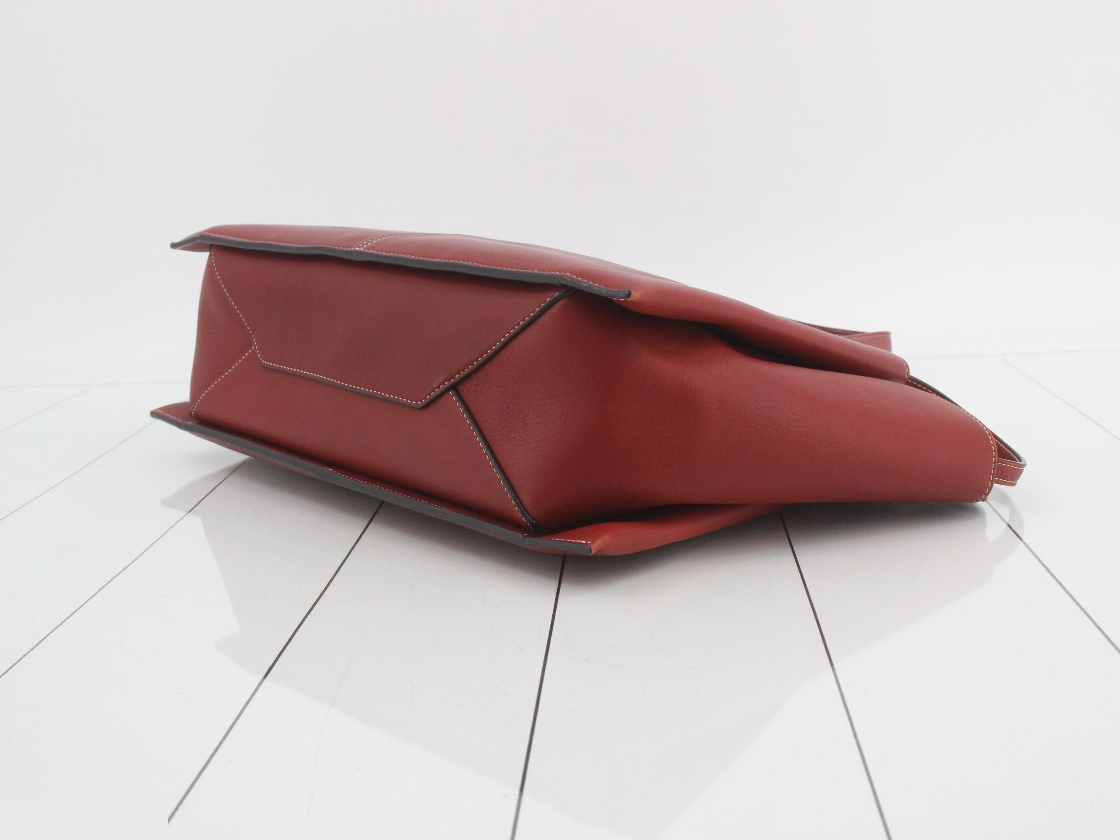 Trifold Bag/Shoulder Bag - Red — view 6