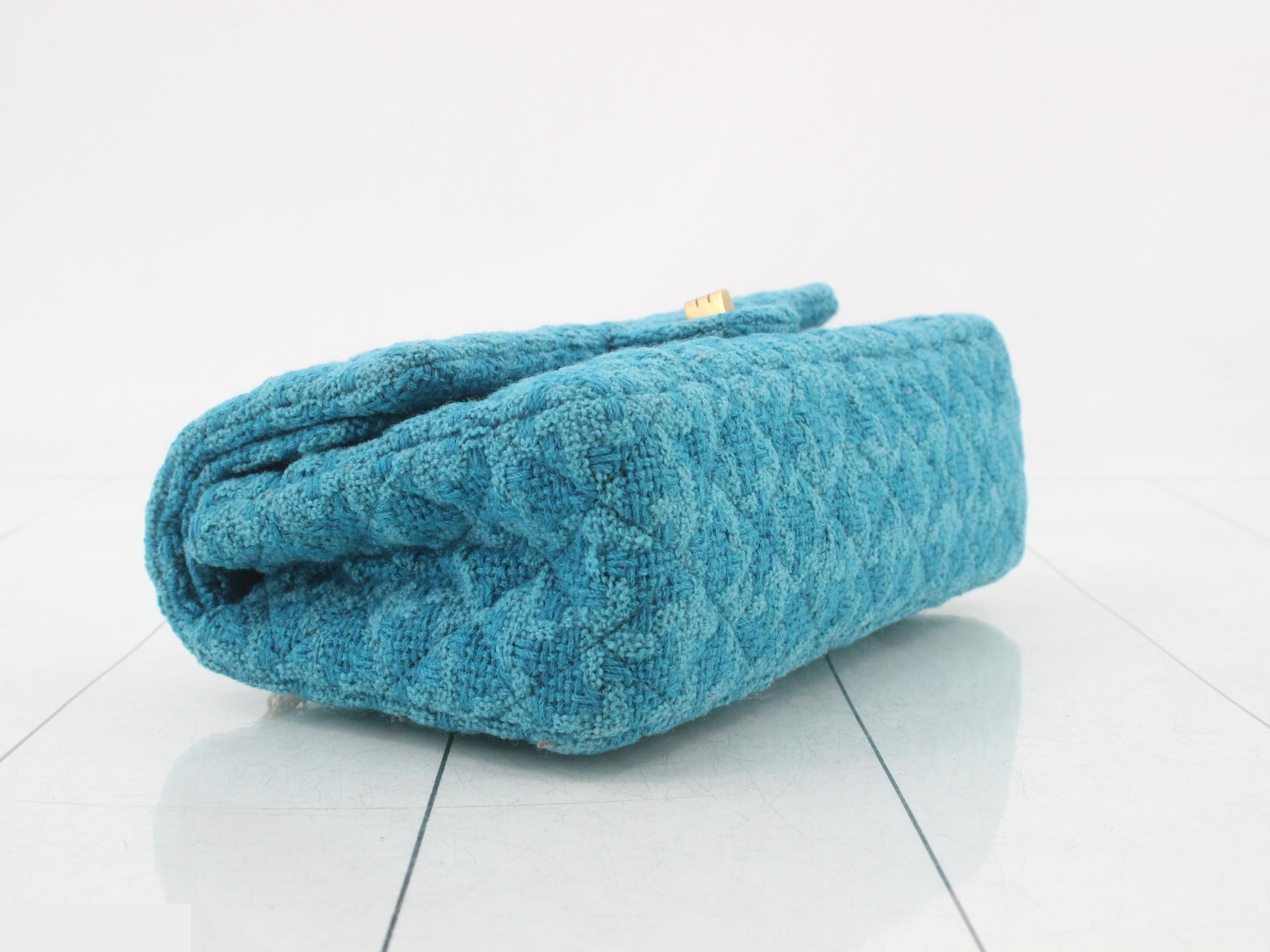 Tweed 2.55 Matelassé Chain Shoulder Bag — view 5