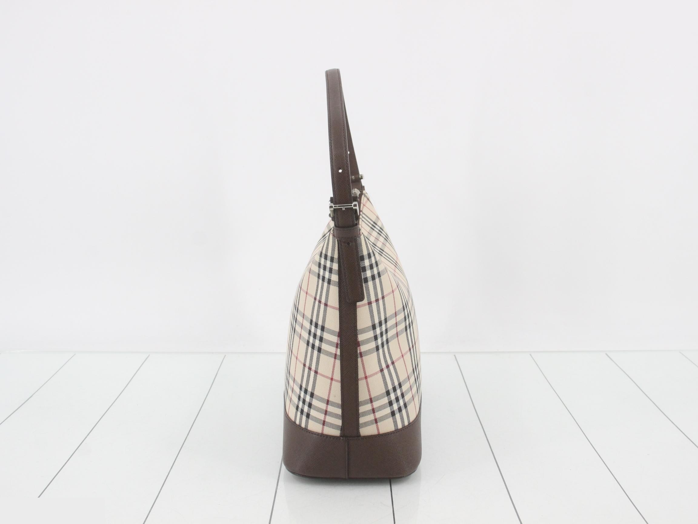 Other lines: Nova Check bags and shoulder bags — view 3