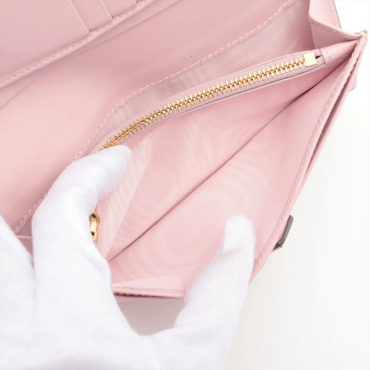 Saffiano Triangle Logo 1MV025 Leather Long Wallet Gray x Pink — view 7