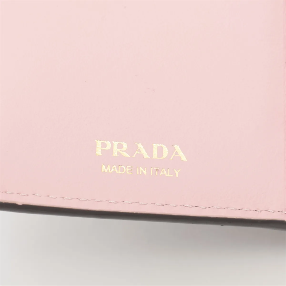 Saffiano Triangle Logo 1MV025 Leather Long Wallet Gray x Pink — view 10