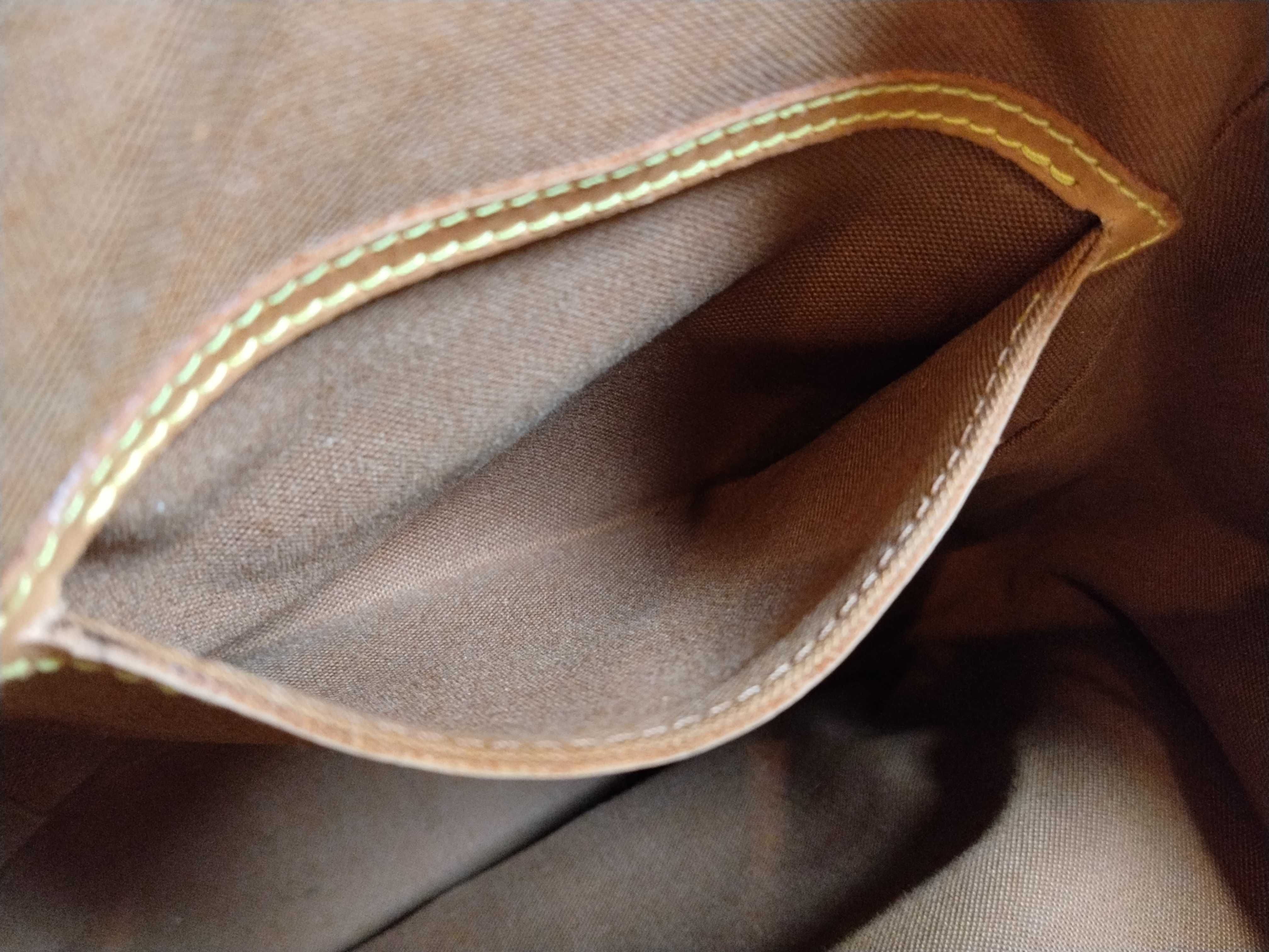 Monogram Louis Vuitton Monogram Montsouris MM SP0918 Backpack — view 13