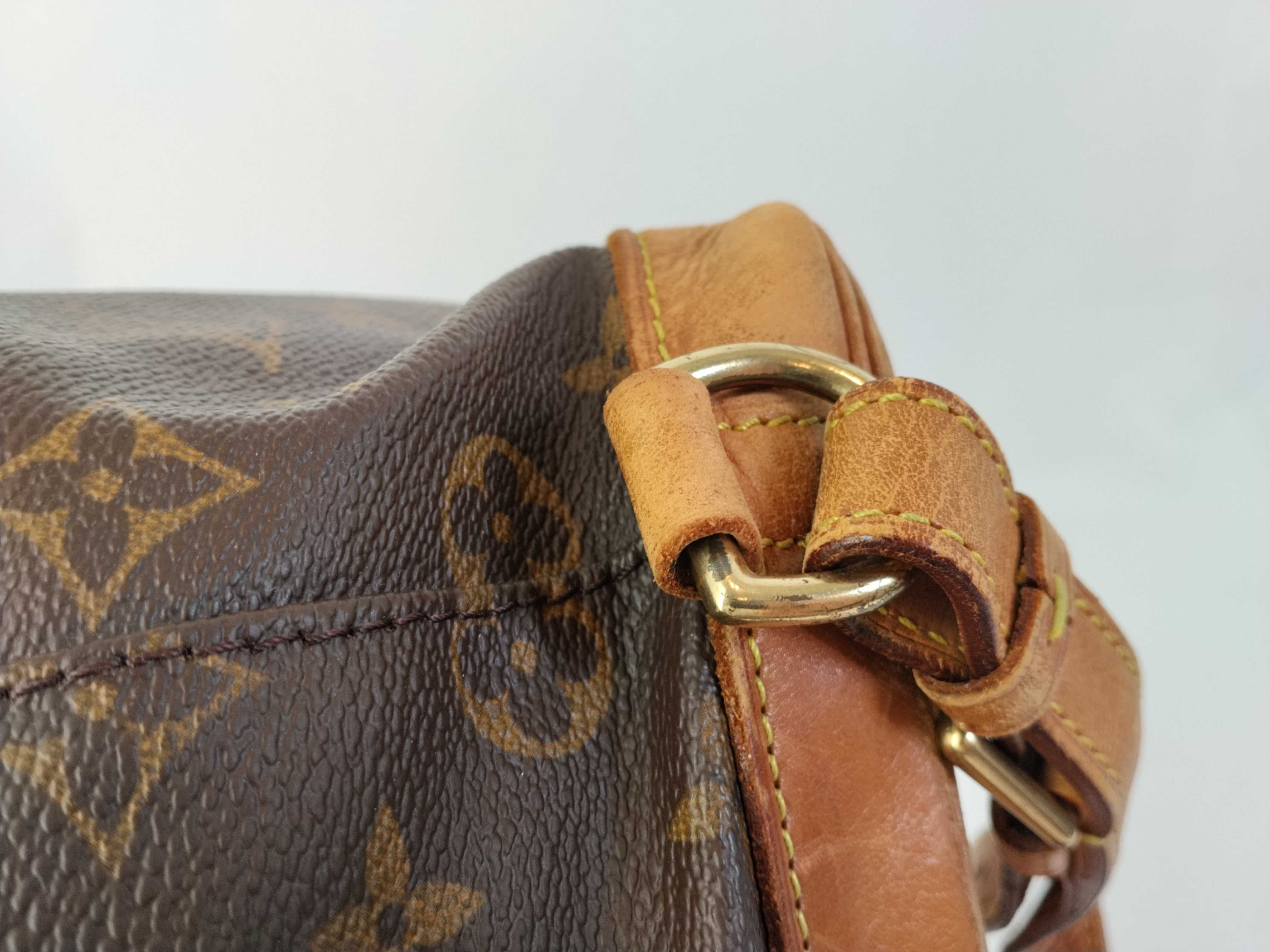 Monogram Louis Vuitton Monogram Montsouris MM SP0918 Backpack — view 6