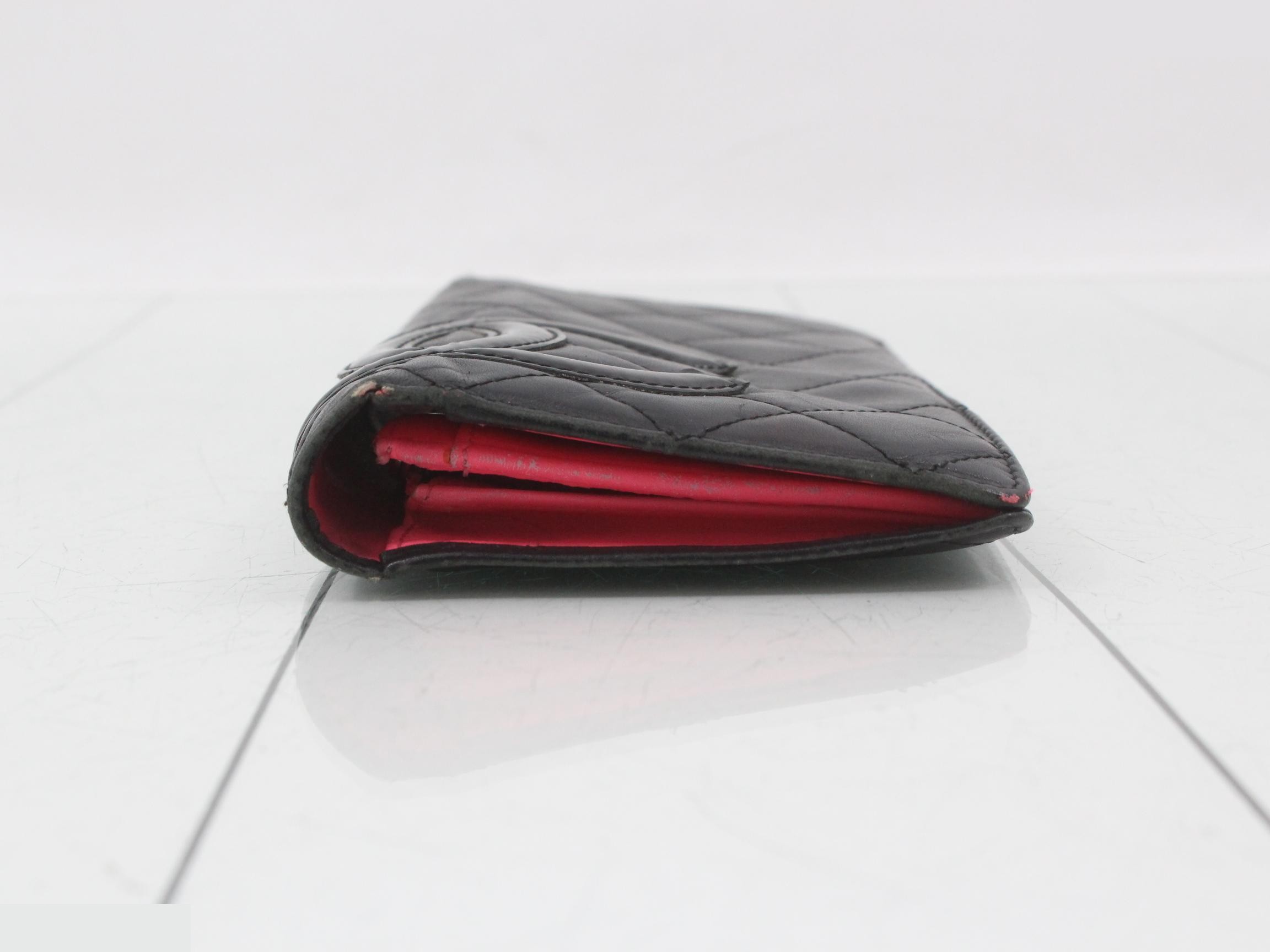 wallet — view 3