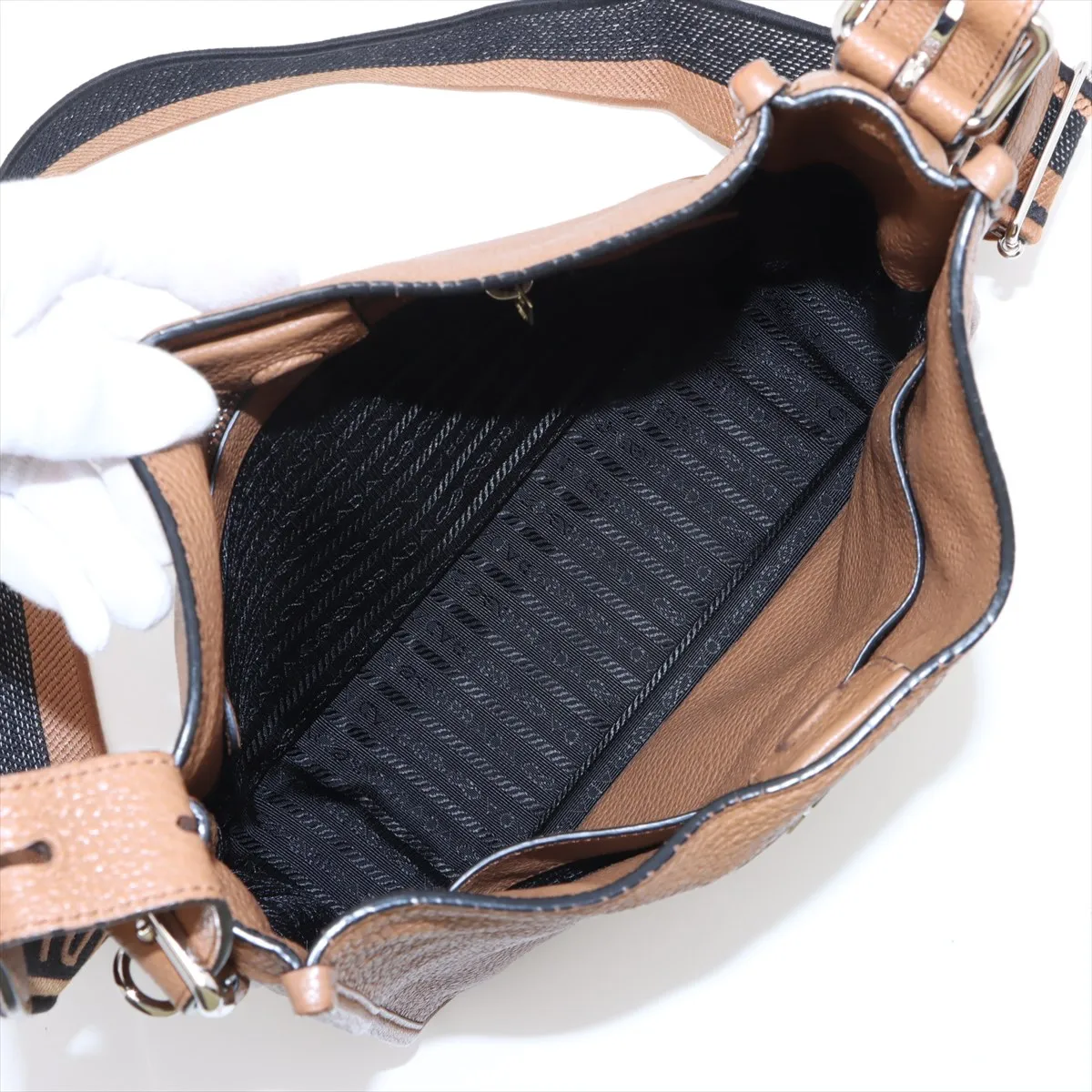 Vitello Dino Soft Leather Shoulder Bag Brown External Zipper — view 6