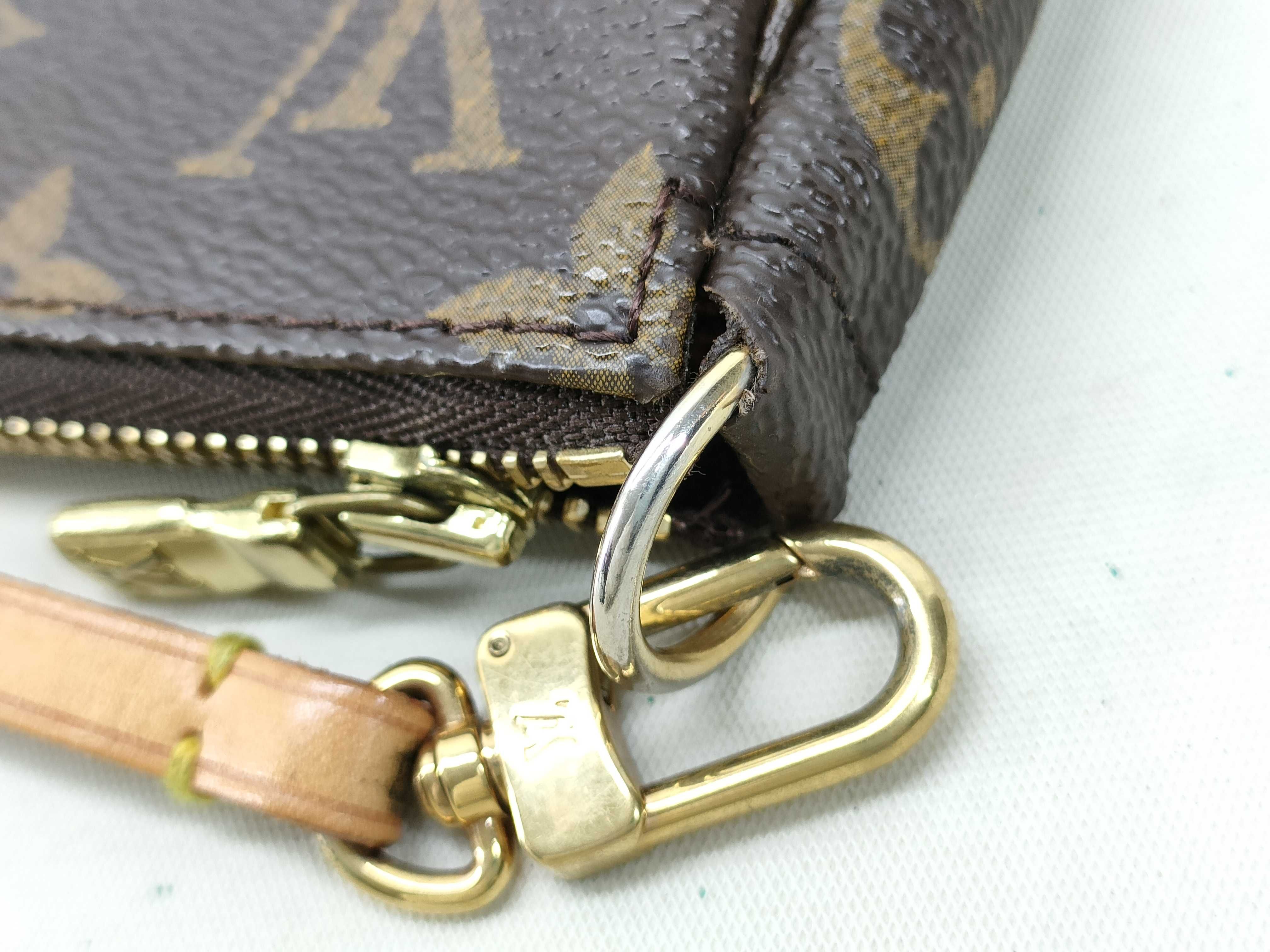 Monogram Louis Vuitton Monogram Pochette Accessoires M51980 Handbag — view 7