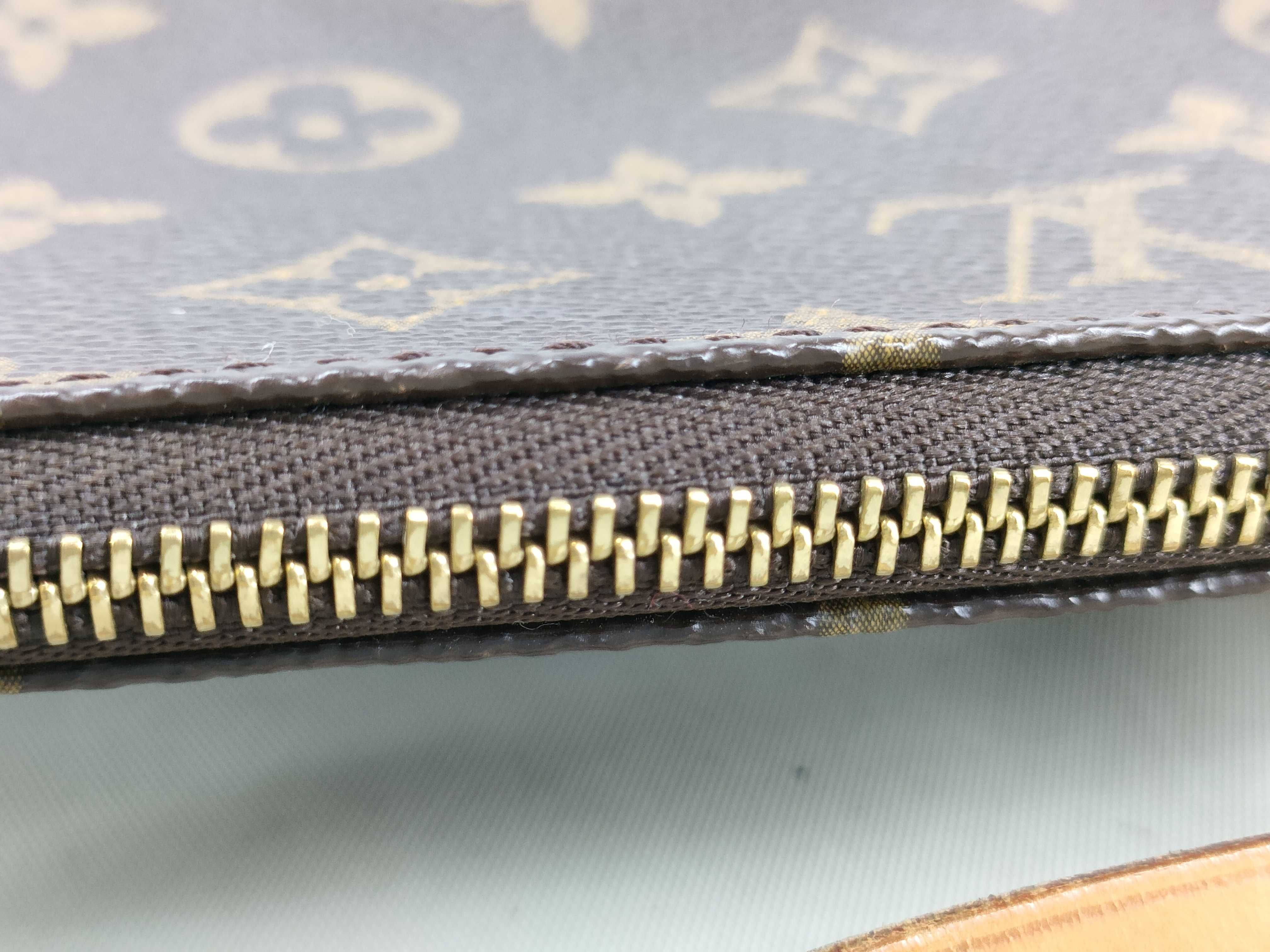 Monogram Louis Vuitton Monogram Pochette Accessoires M51980 Handbag — view 9