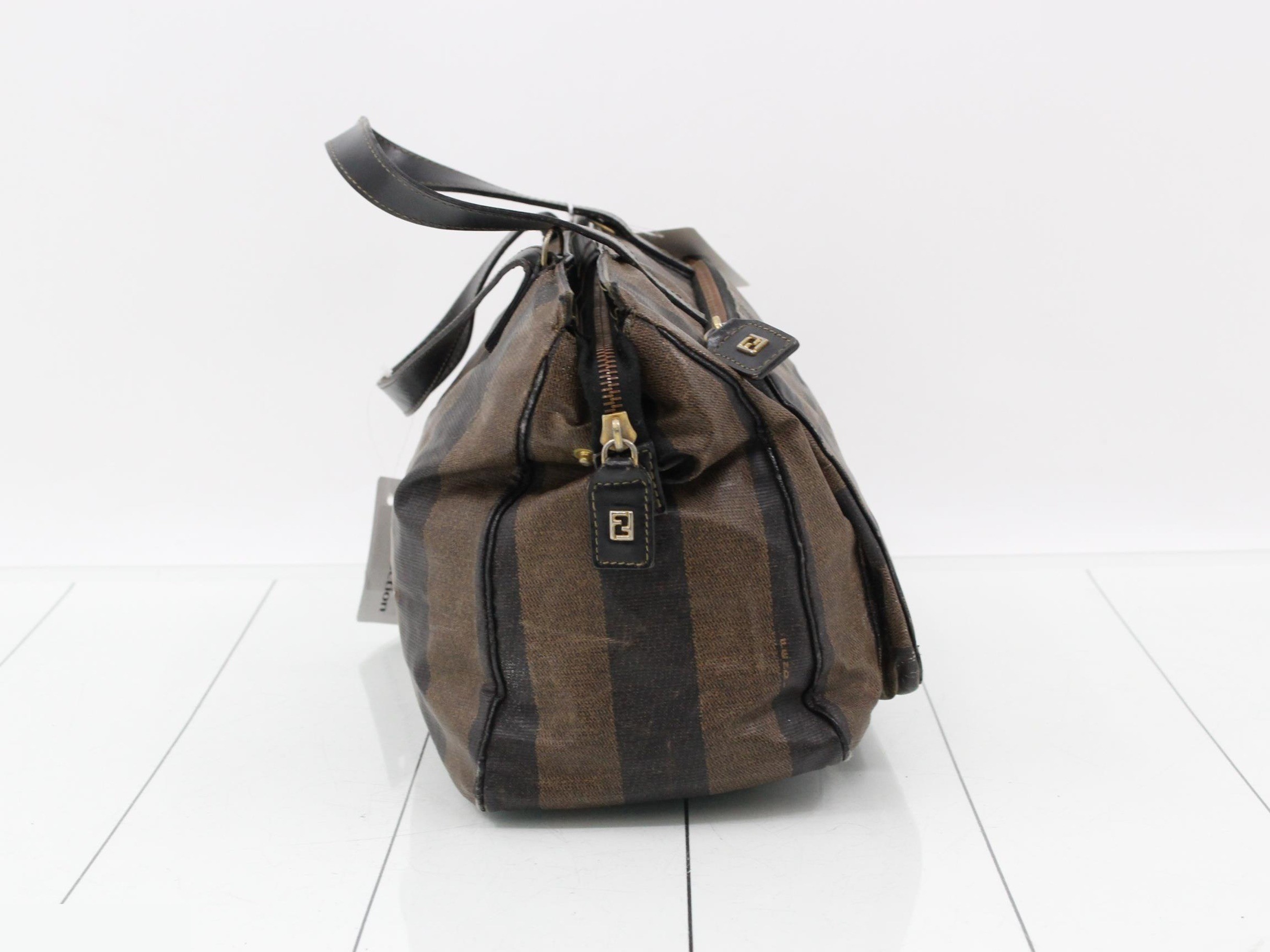 handbag — view 4