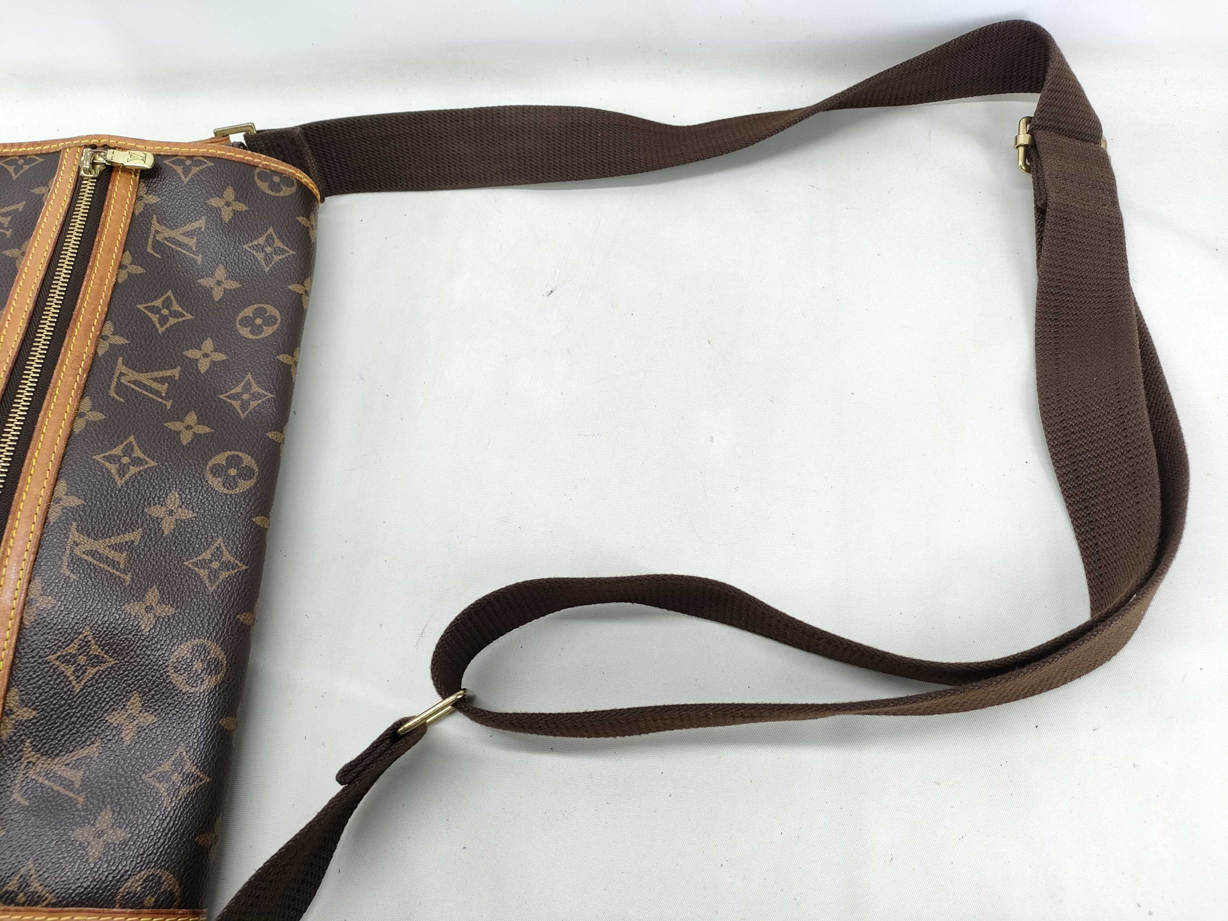Monogram LV Monogram Messenger Bosphore GM M40105 DU0066 Shoulder Bag — view 5
