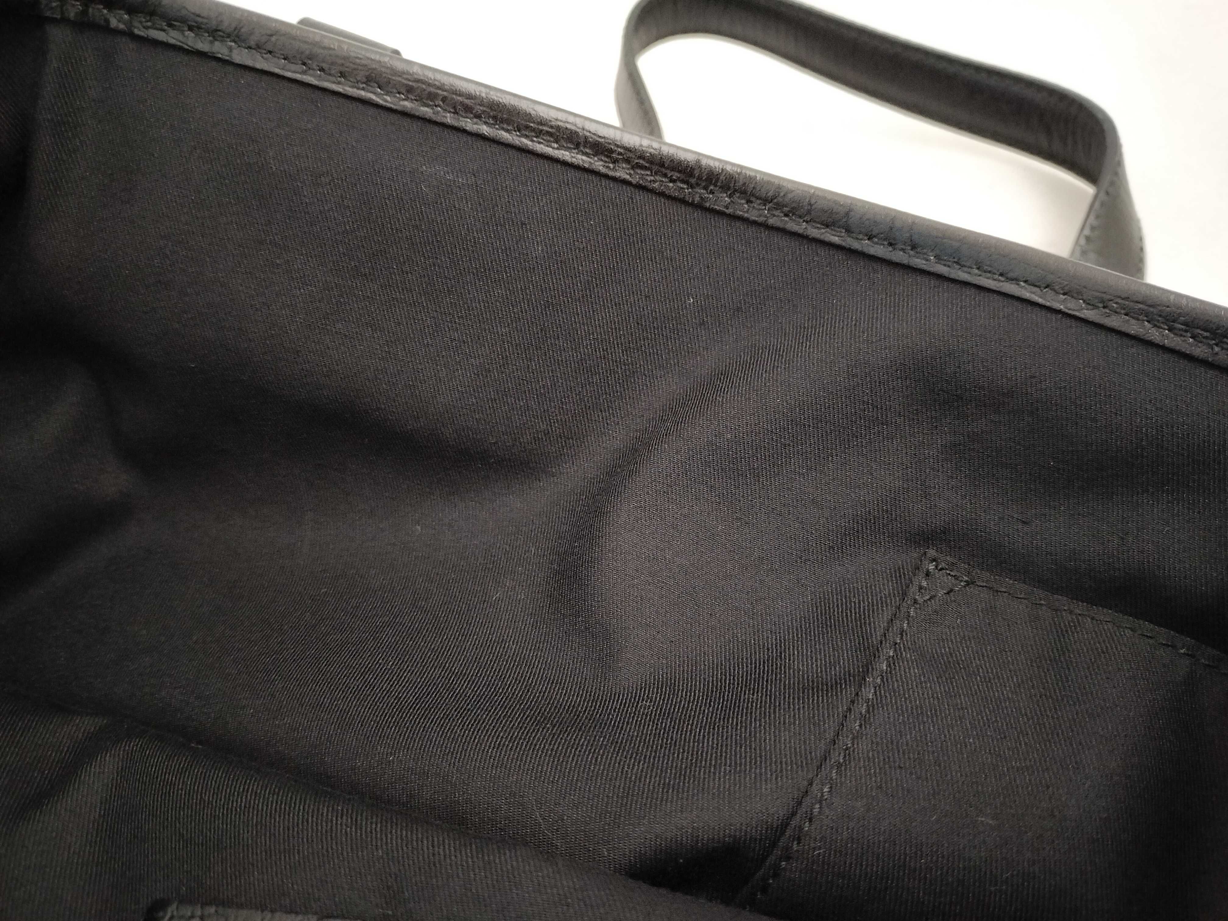 GG Canvas Tote Bag, Black, with Charm — view 12