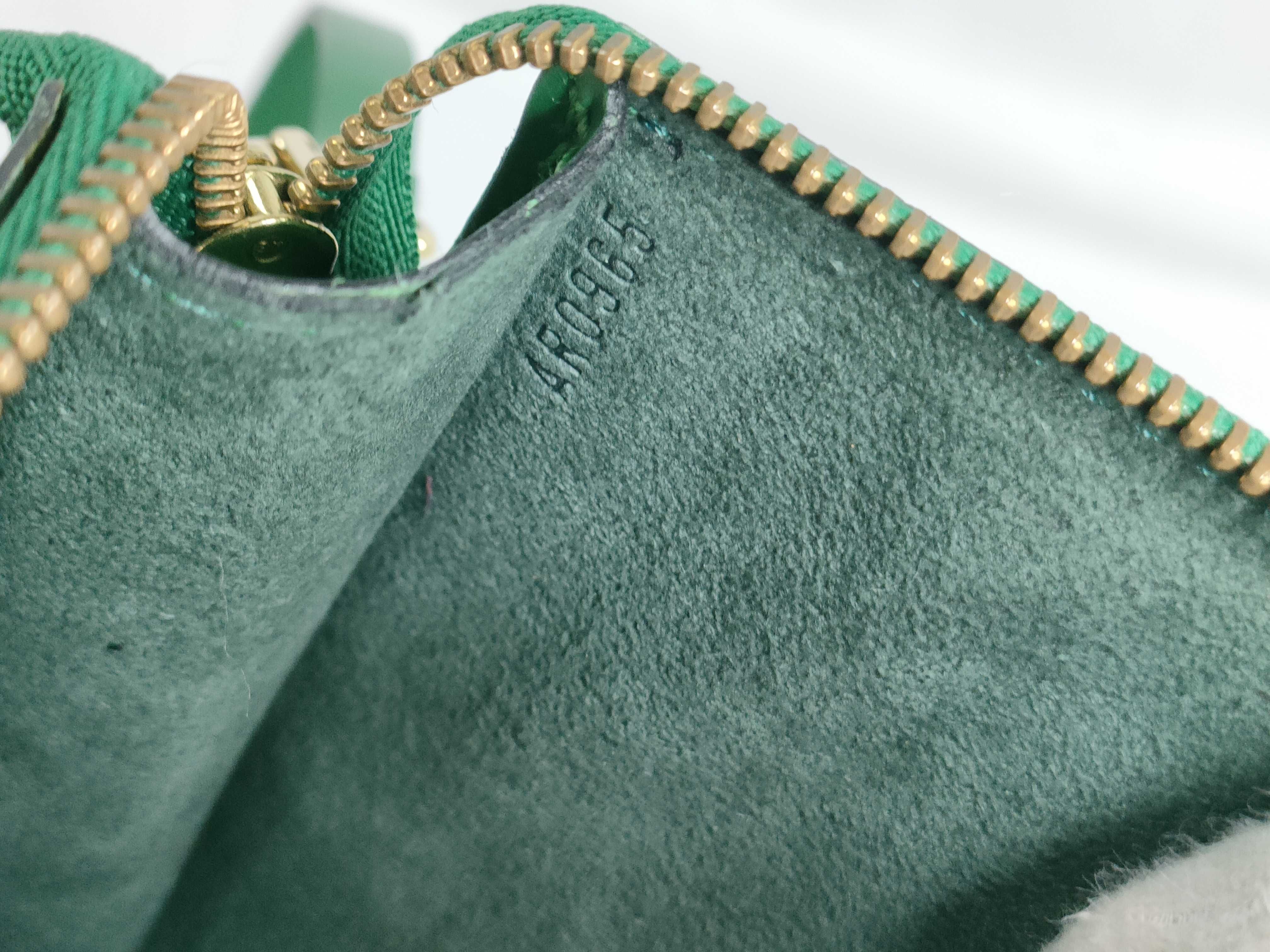 Epi Leather Accessoires Goolin Handbag — view 11