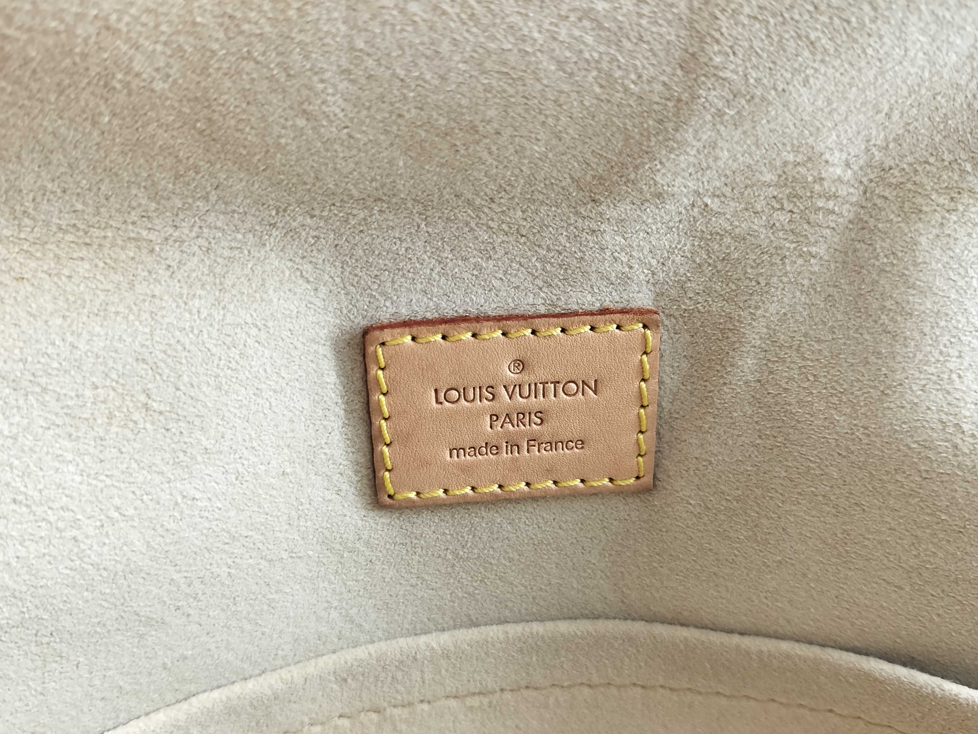 Monogram LV Monogram Hudson PM M40027 DU0095 Shoulder Bag — view 13
