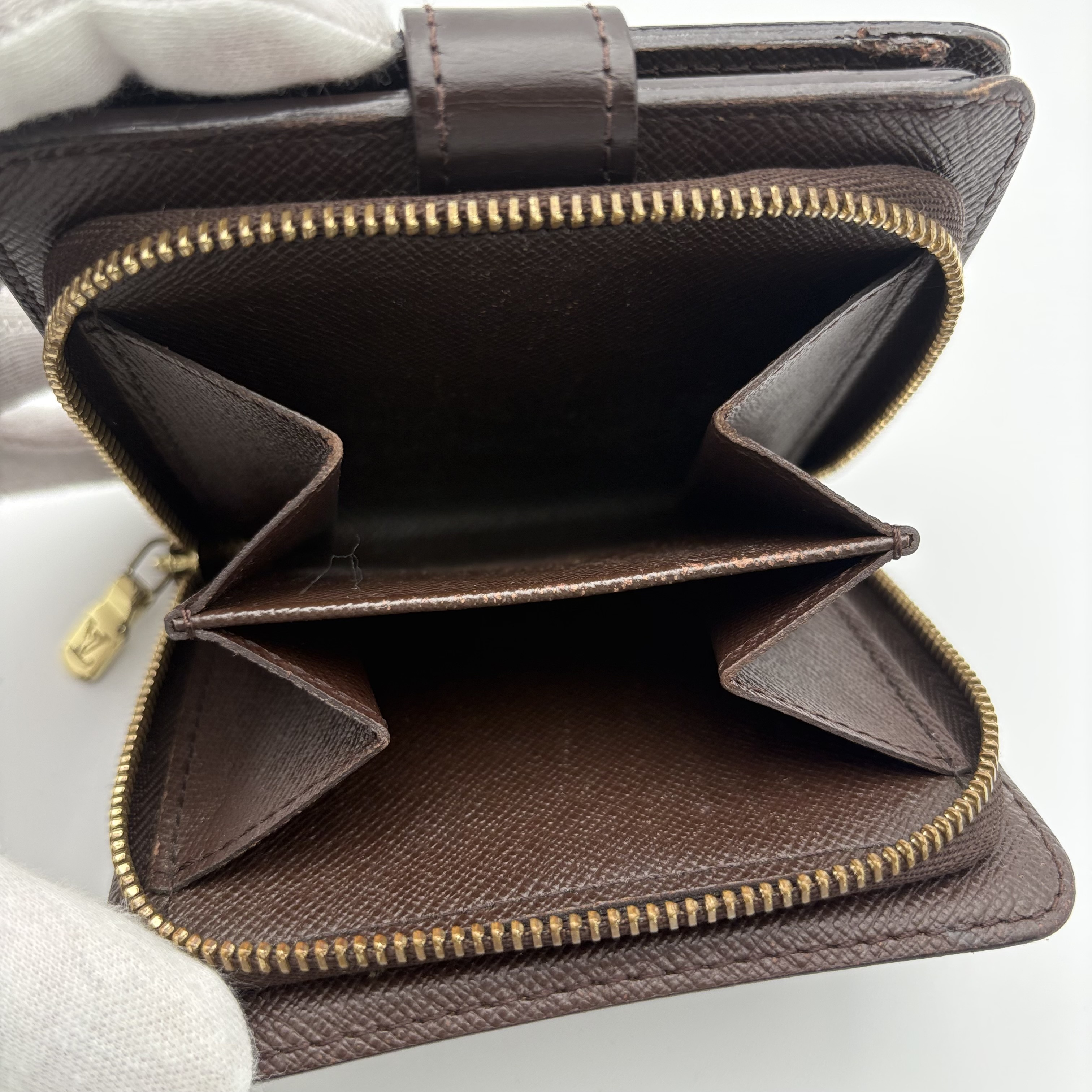 Damier Compact Zip Bi-fold Wallet — view 8