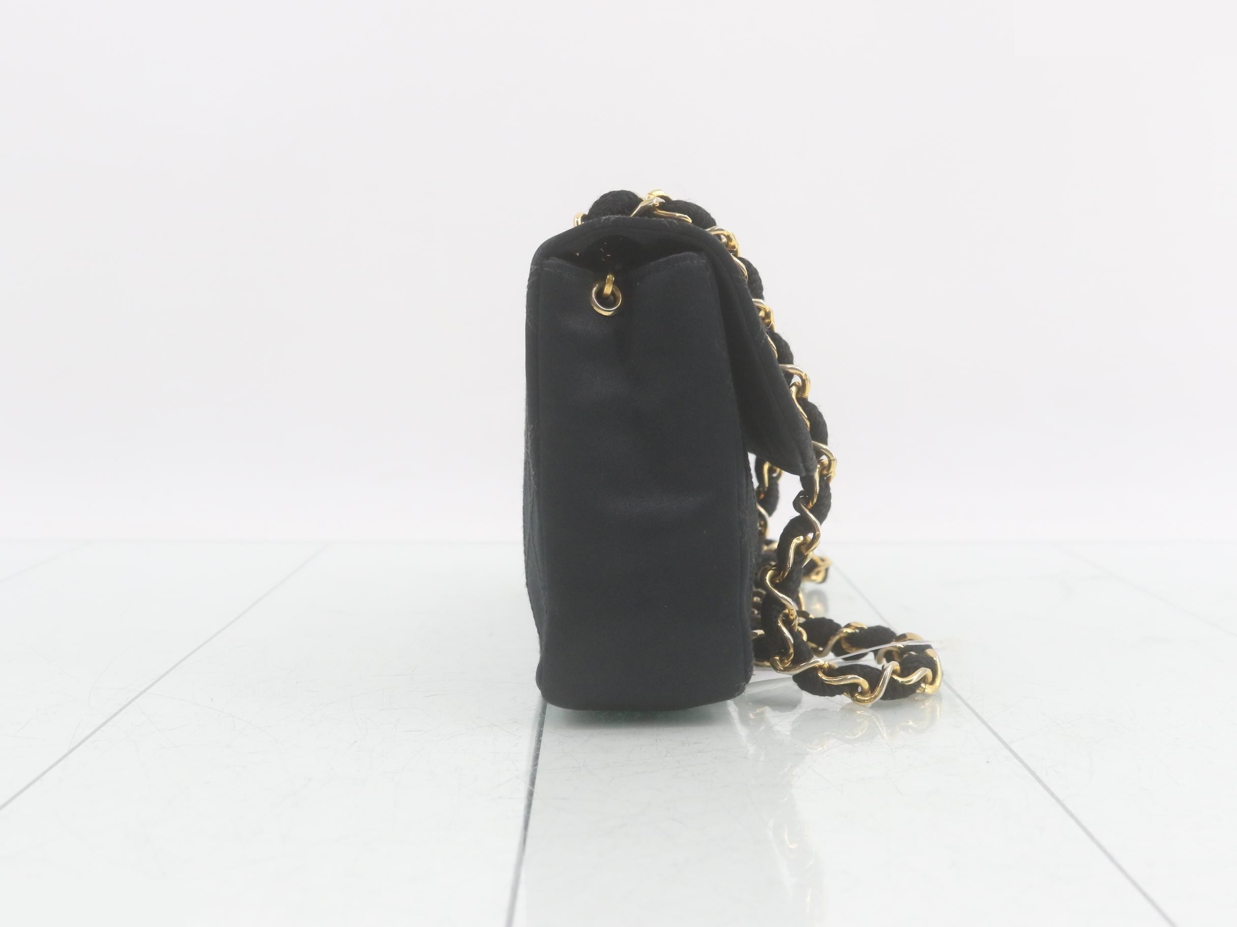 Matelassé (bag) - Shoulder bag — view 4