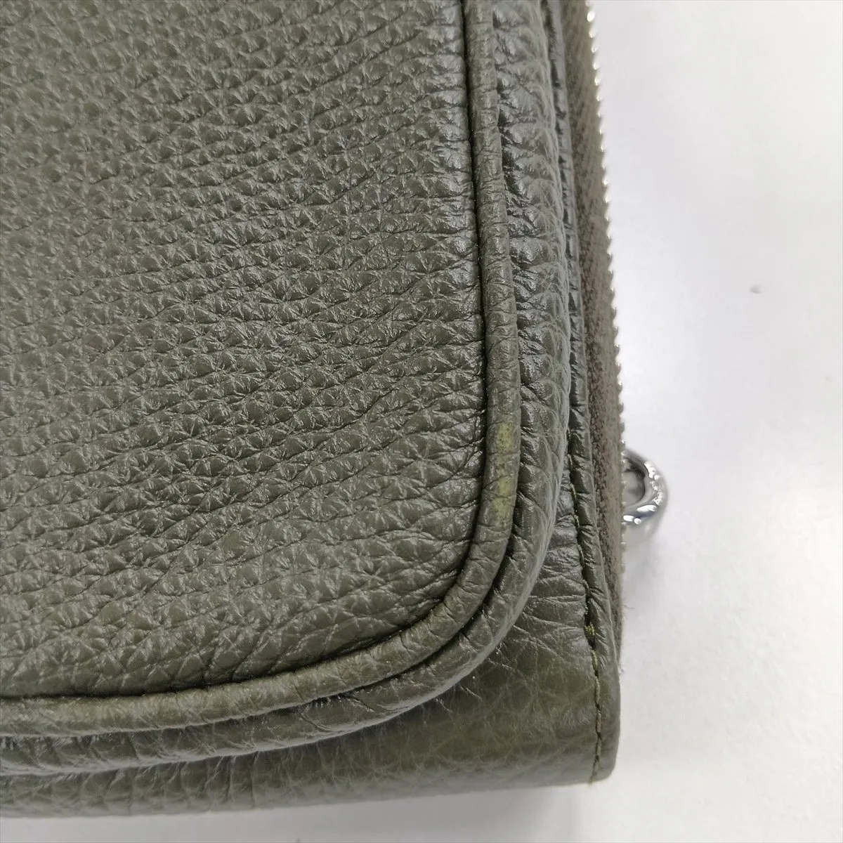 phone pouch leather shoulder bag khaki — view 10